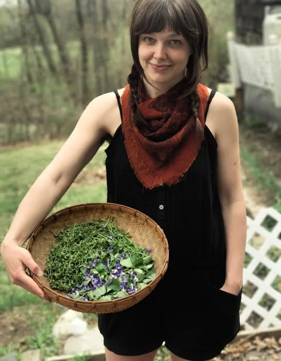 What's In My Bag With Herbalist Corinne Denomme