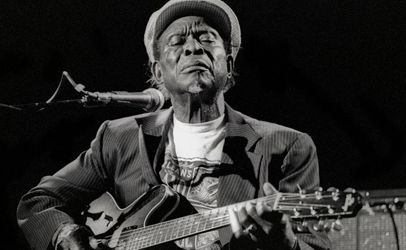 David "Honeyboy" Edwards