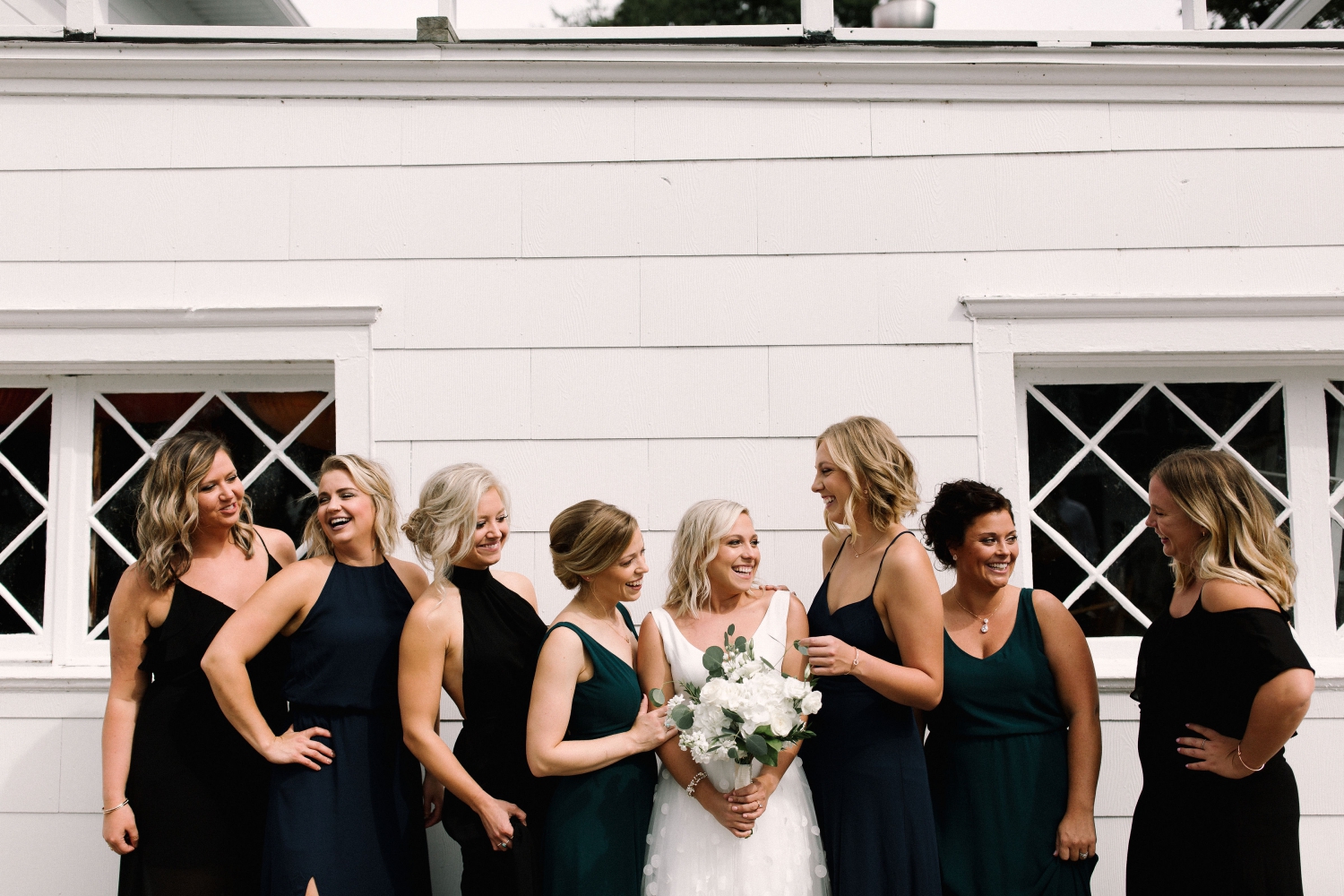 Michigan Frontyard Lake Wedding - Lauren Crawford Photography-340.jpg