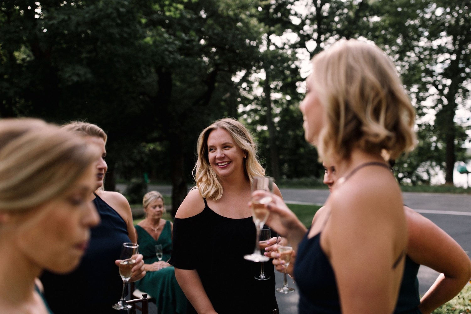 Michigan Frontyard Lake Wedding - Lauren Crawford Photography-547.jpg