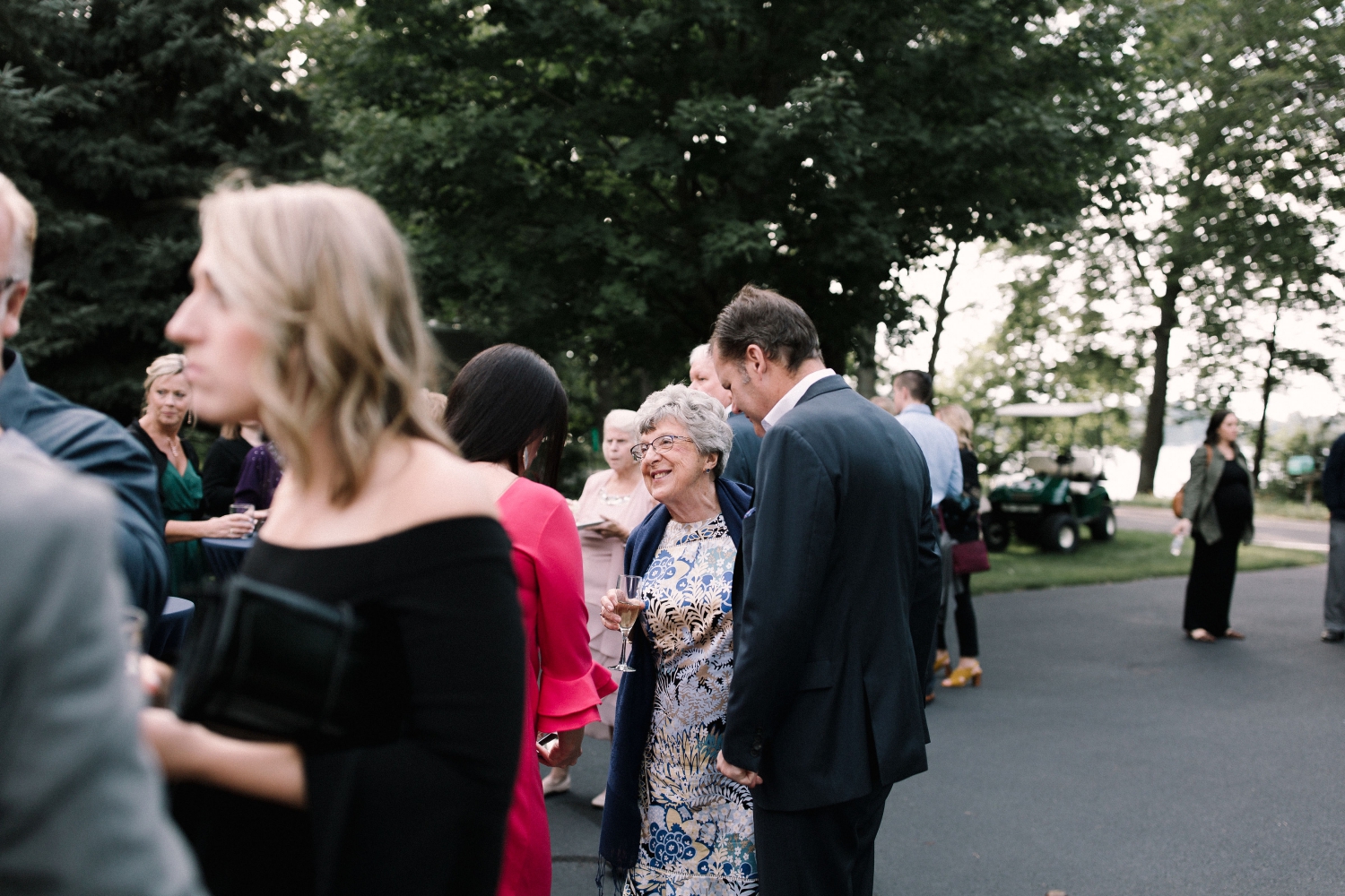 Michigan Frontyard Lake Wedding - Lauren Crawford Photography-666.jpg