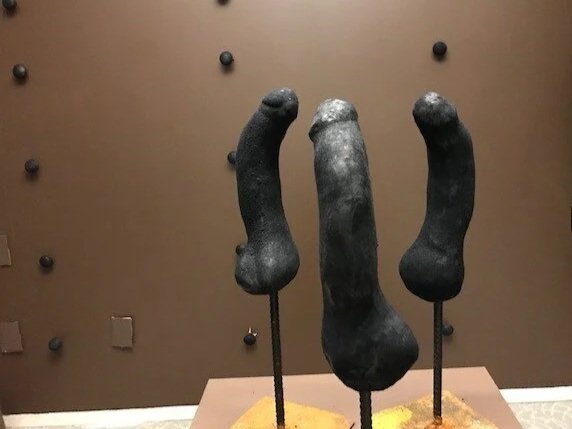 el-Yasin_Dildo+series+%282019%29_image5.jpg