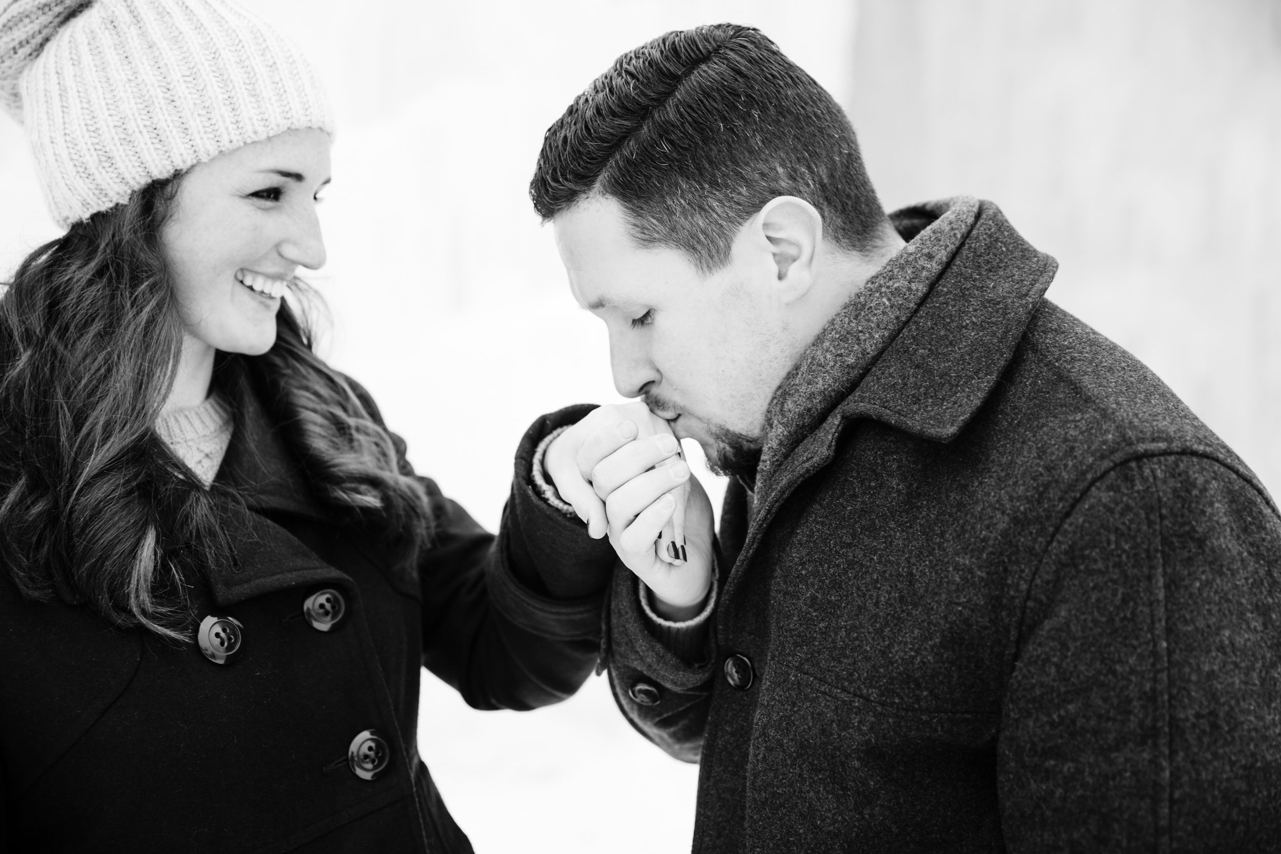 Photographybyamandamorgan_newhampshireengagement_engaged_engagementsession_february2016-07.jpg