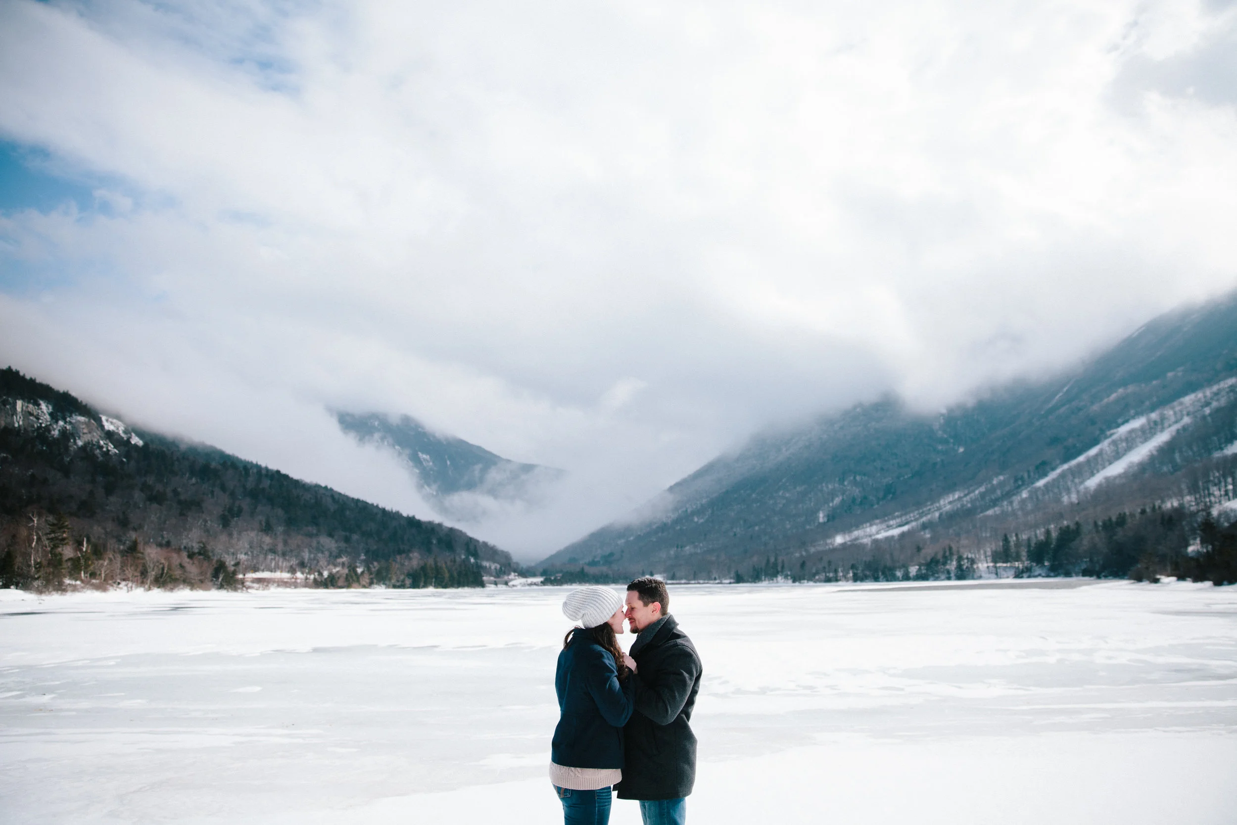 Photographybyamandamorgan_newhampshireengagement_engaged_engagementsession_february2016-12.jpg