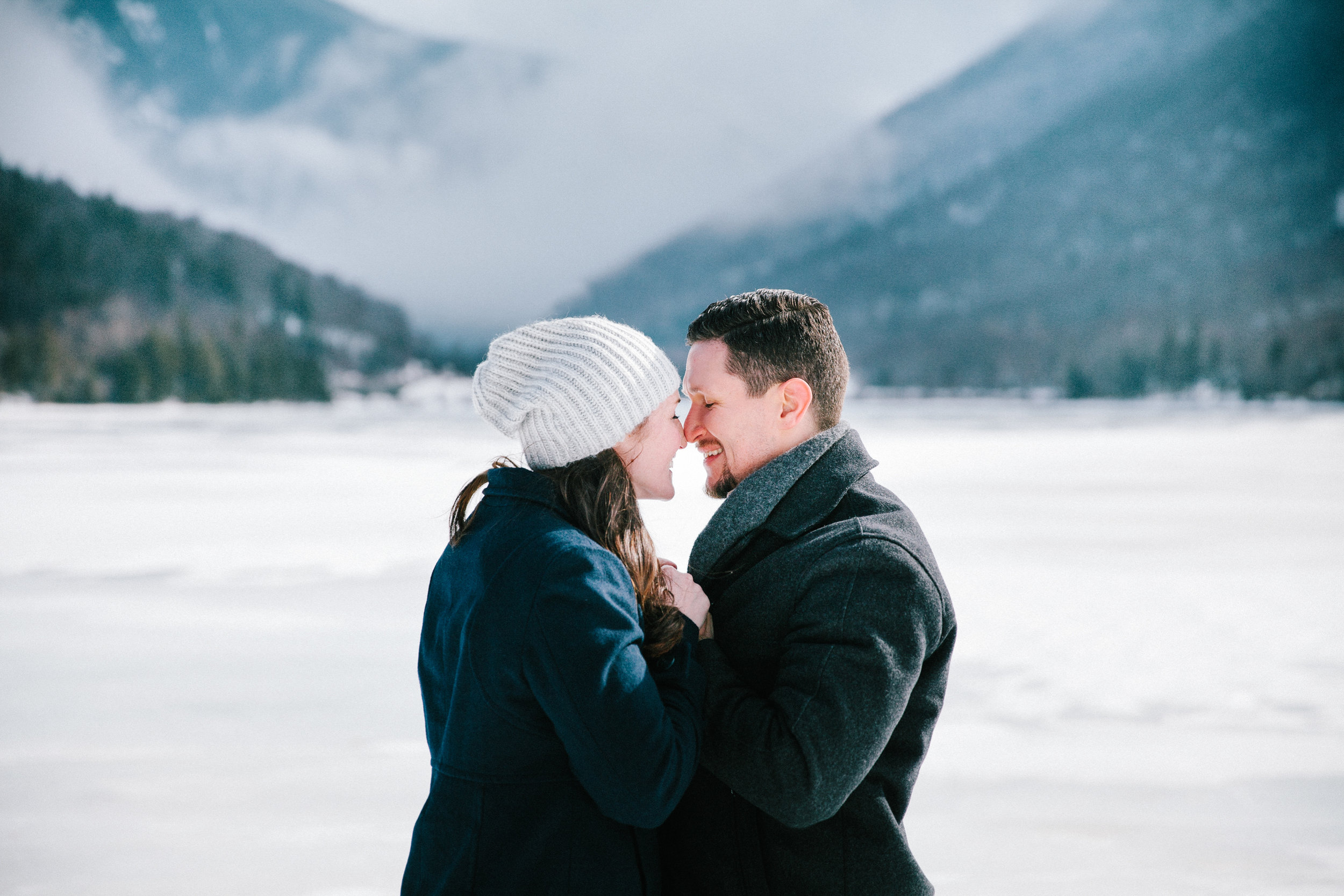 Photographybyamandamorgan_newhampshireengagement_engaged_engagementsession_february2016-13.jpg