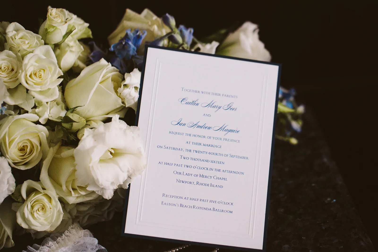 Eastons-Beach-Rotunda-Ballroom-Wedding-Newport-Rhode-Island-PhotographybyAmandaMorgan-10.jpg
