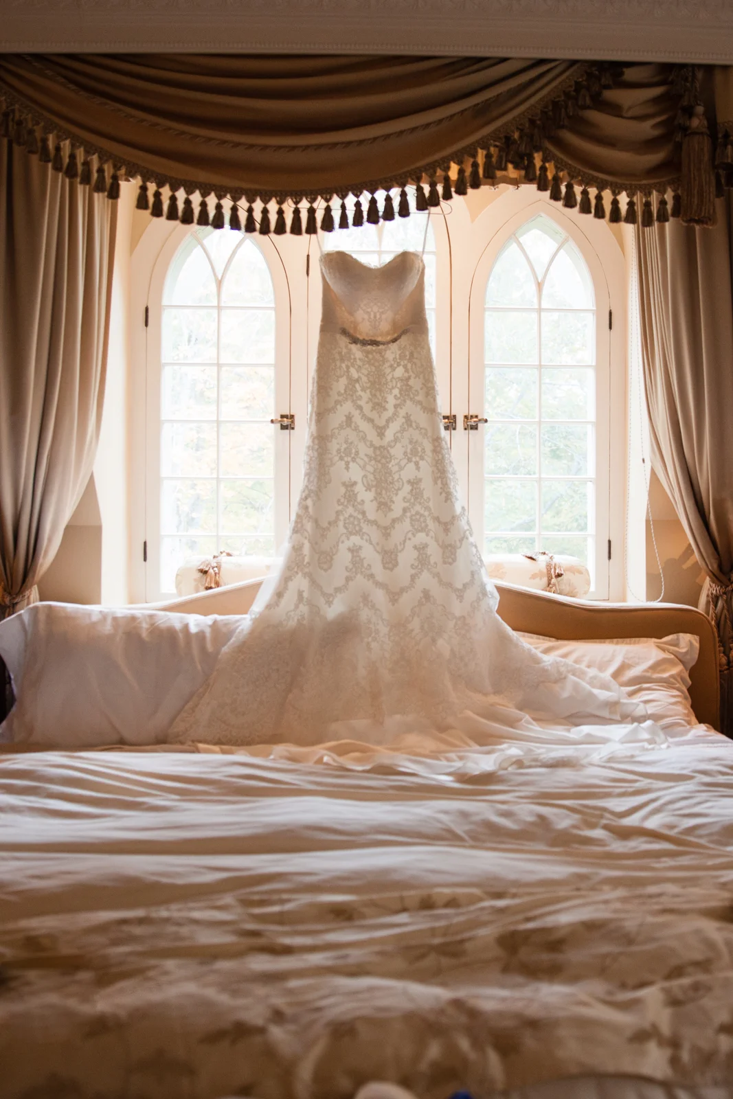 Glimmerstone-Mansion-Vermont-Wedding-Photography-Amanda-Morgan-8.jpg