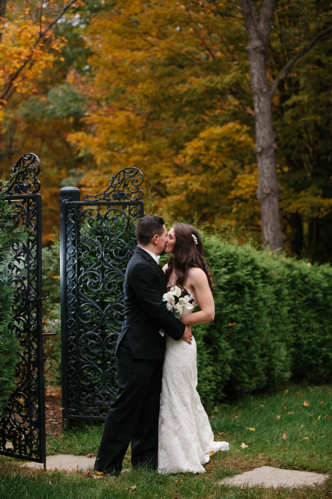 Glimmerstone-Mansion-Vermont-Wedding-Photography-Amanda-Morgan-82.jpg