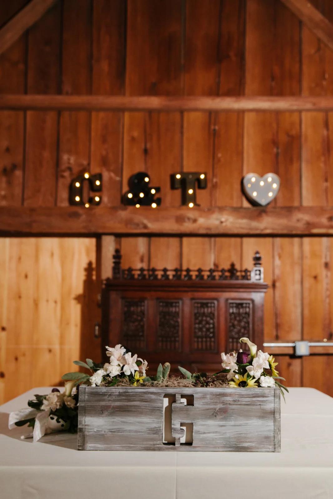 Glimmerstone-Mansion-Vermont-Wedding-Photography-Amanda-Morgan-115.jpg