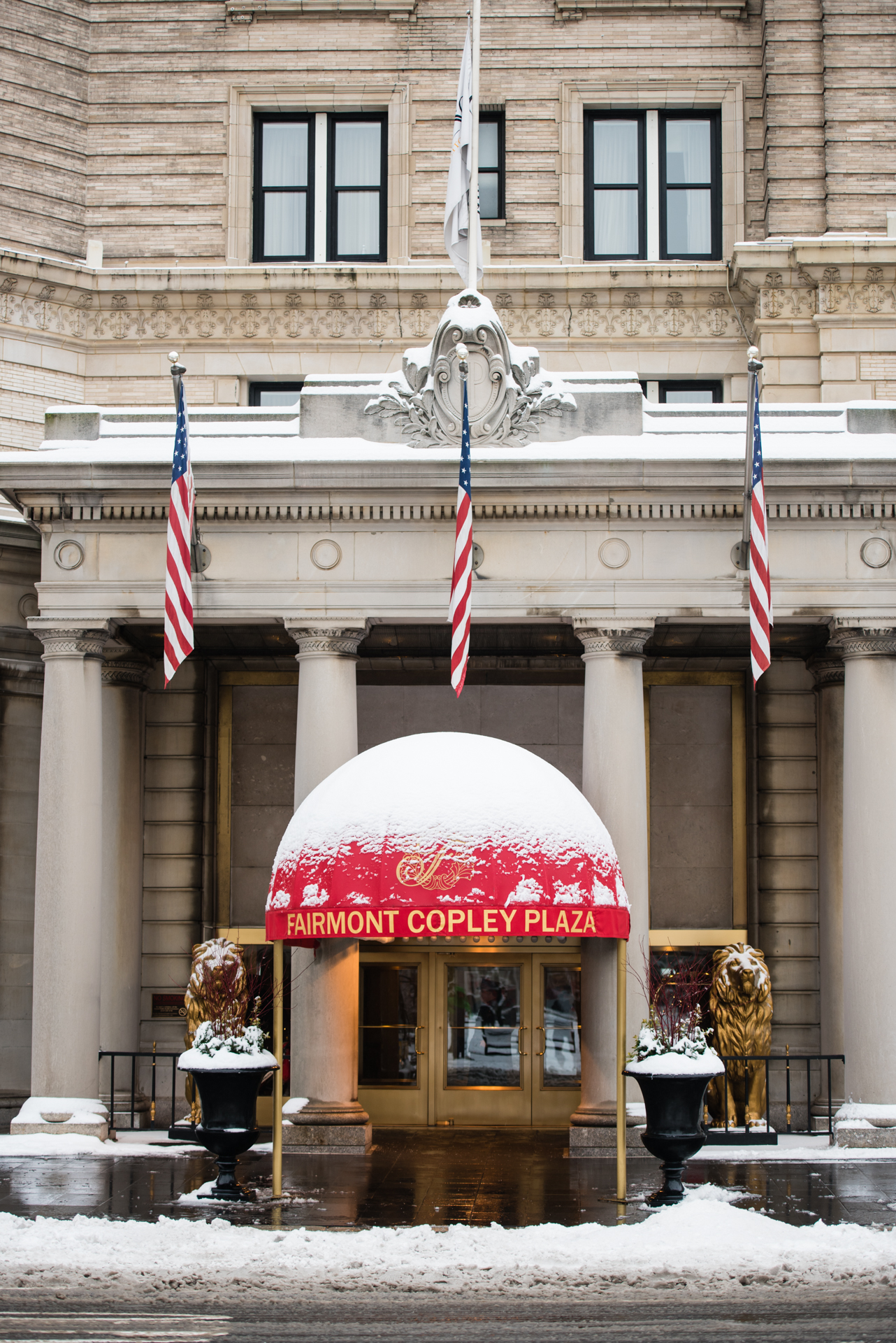 Boston-Fairmont-Copley-Plaza-Wedding-AmandaMorgan-Photography-53.jpg