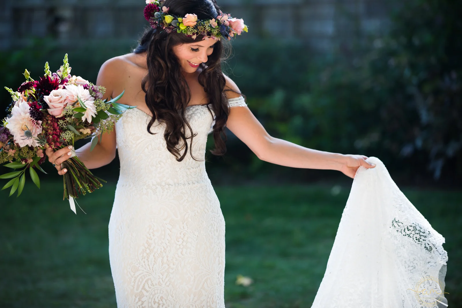 Narragansett-RI-Beach-Wedding-Amanda-Morgan-11.jpg
