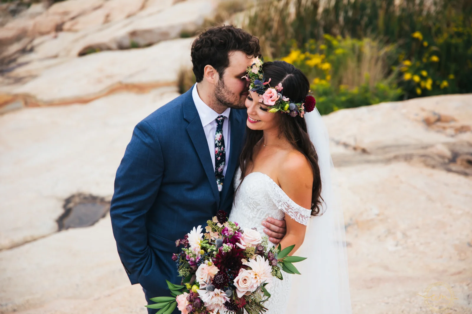 Narragansett-RI-Beach-Wedding-Amanda-Morgan-29.jpg