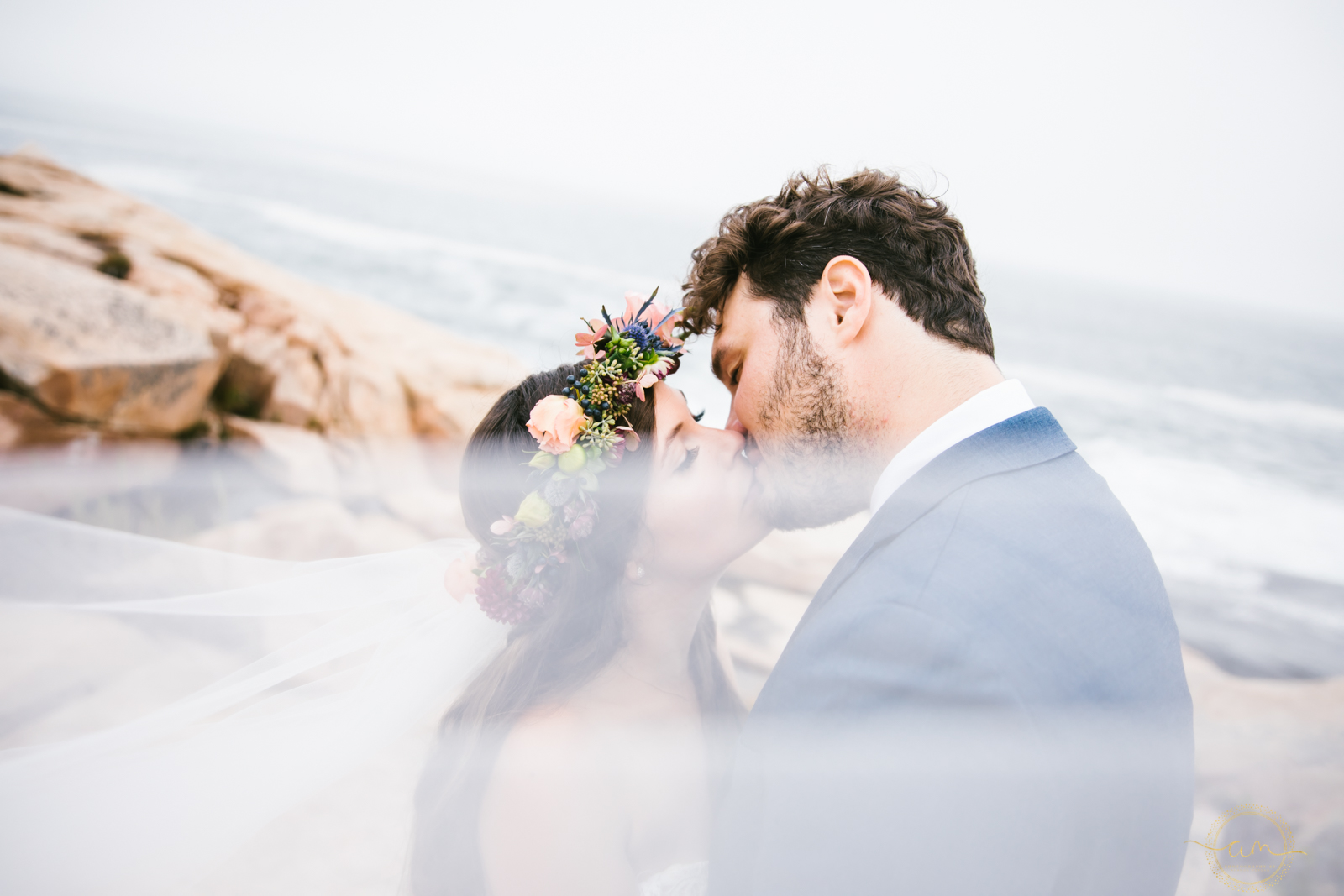 Narragansett-RI-Beach-Wedding-Amanda-Morgan-33.jpg