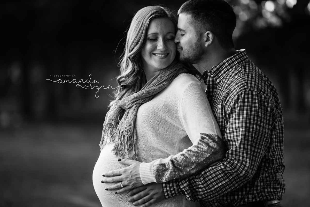 Chase-Farm-lincoln-RI-Maternity-photoshoot-amandamorgan-9-Edit.jpg