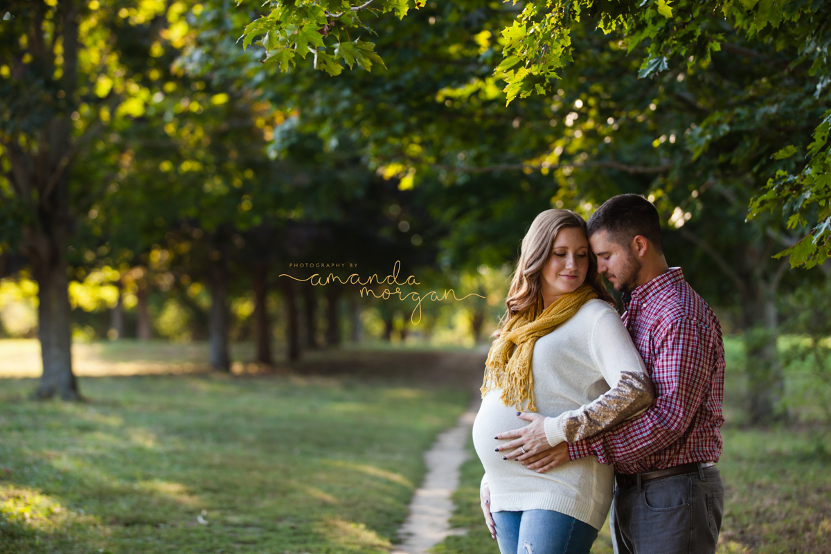 Chase-Farm-lincoln-RI-Maternity-photoshoot-amandamorgan-5-Edit.jpg