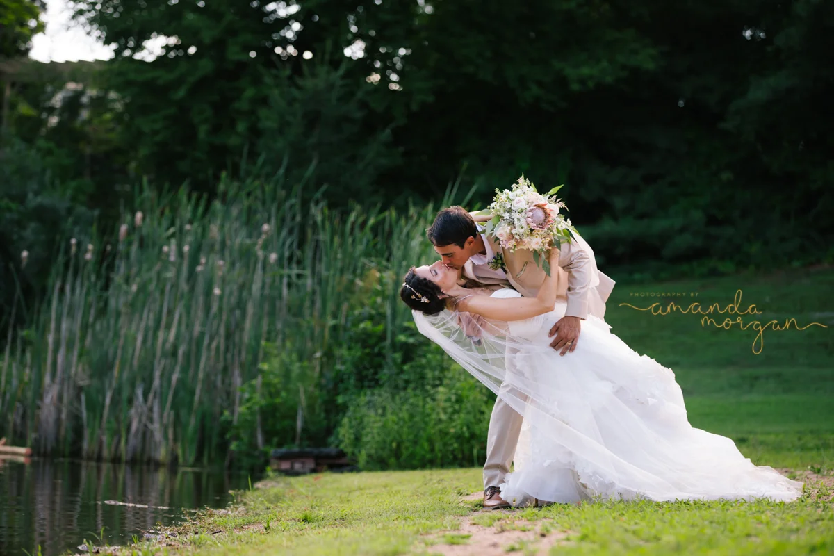 Photographybyamandamorgan-The-Pavillion-at-Crystal-Lake-Wedding.jpg