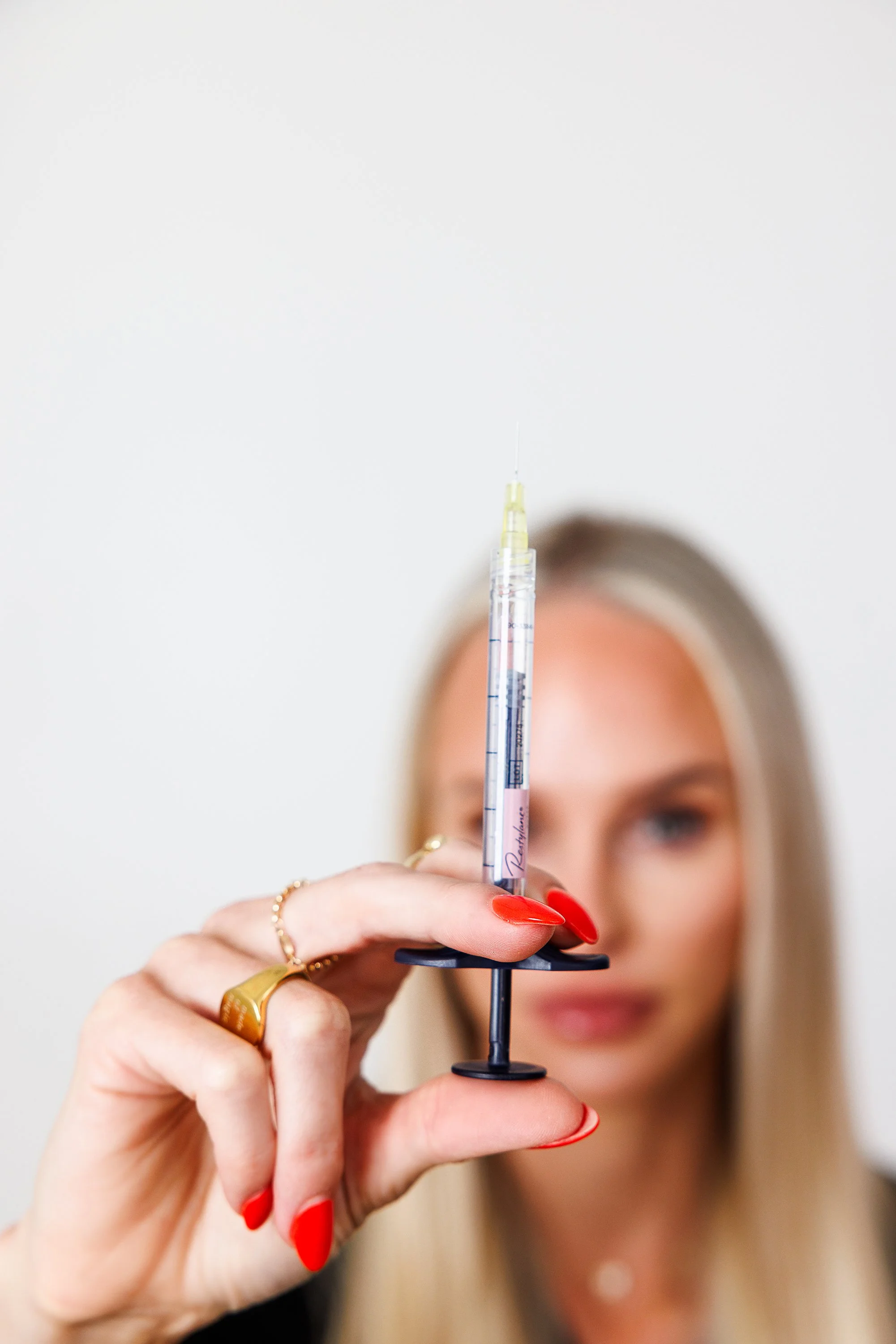 AMorganStudios-Bevelup-medspa-brookedeaton-headshots-5.jpg