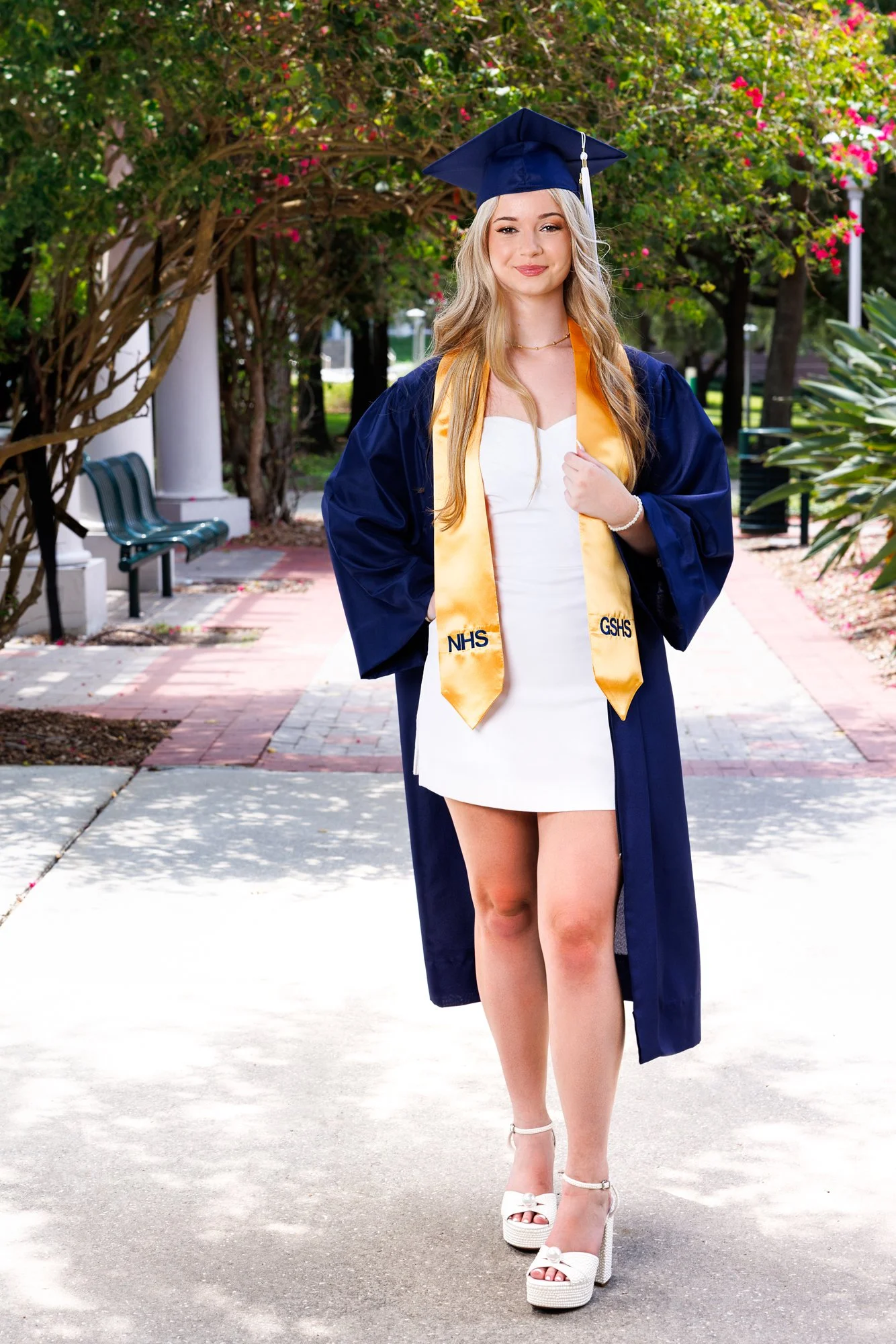 Senior-Photos-Graduation-Steinbrenner-High-School-Lutz-Florida-High-School-UF-Gators-Acceptance-AMorganStudios-7.jpg