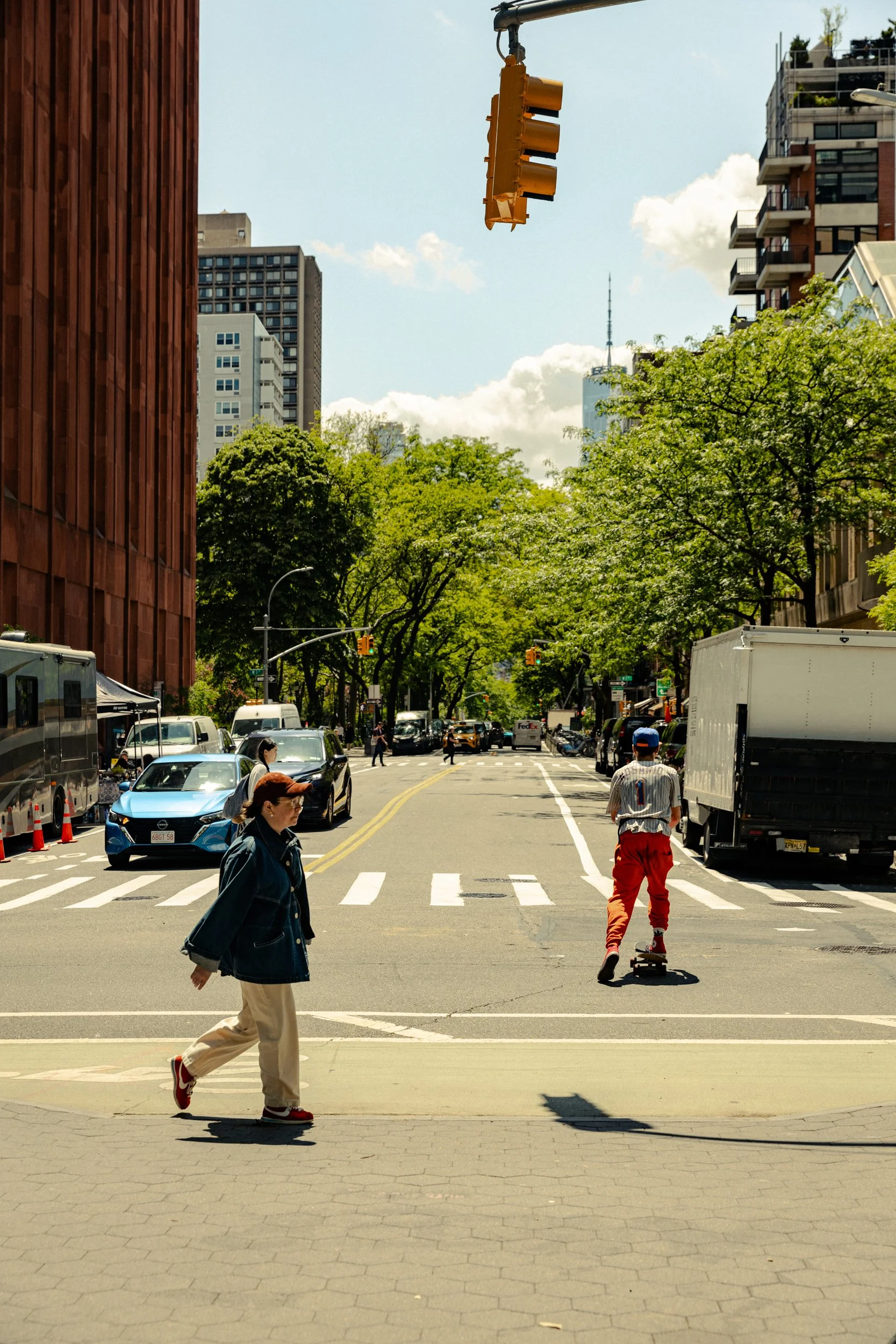 WORK-250508- NYC Street Photography x RR-6833.jpg