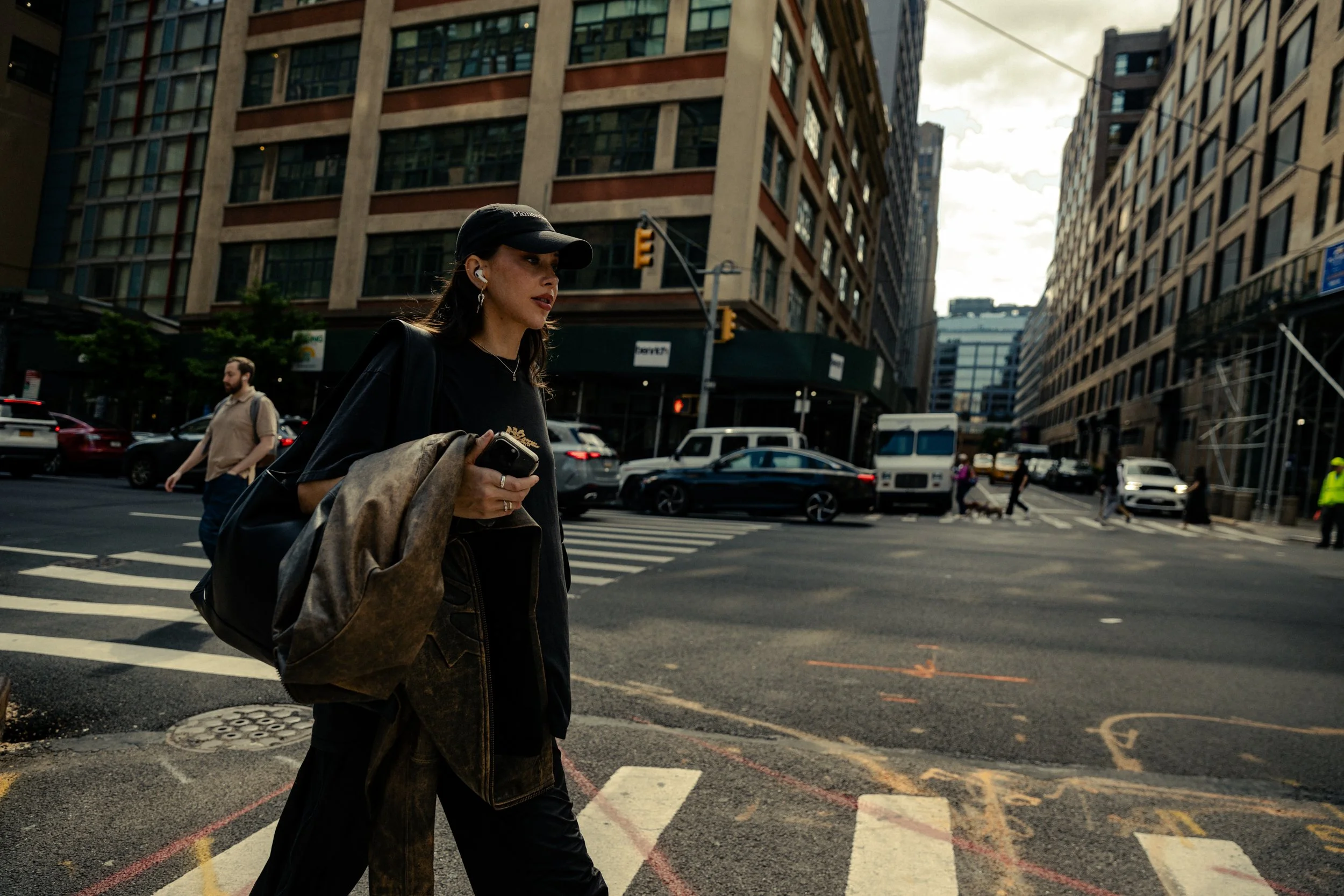 WORK-250508- NYC Street Photography x RR-7115.jpg