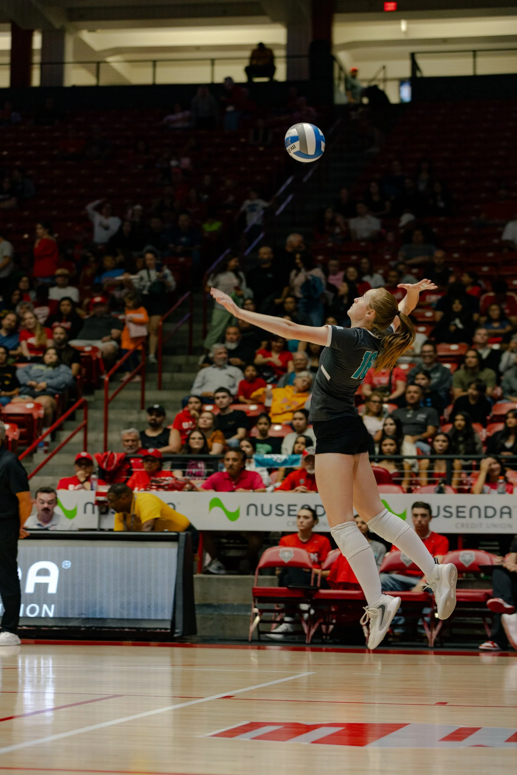 10.2.26 Nusenda_UNM_Volleyball_RR-9088.jpg