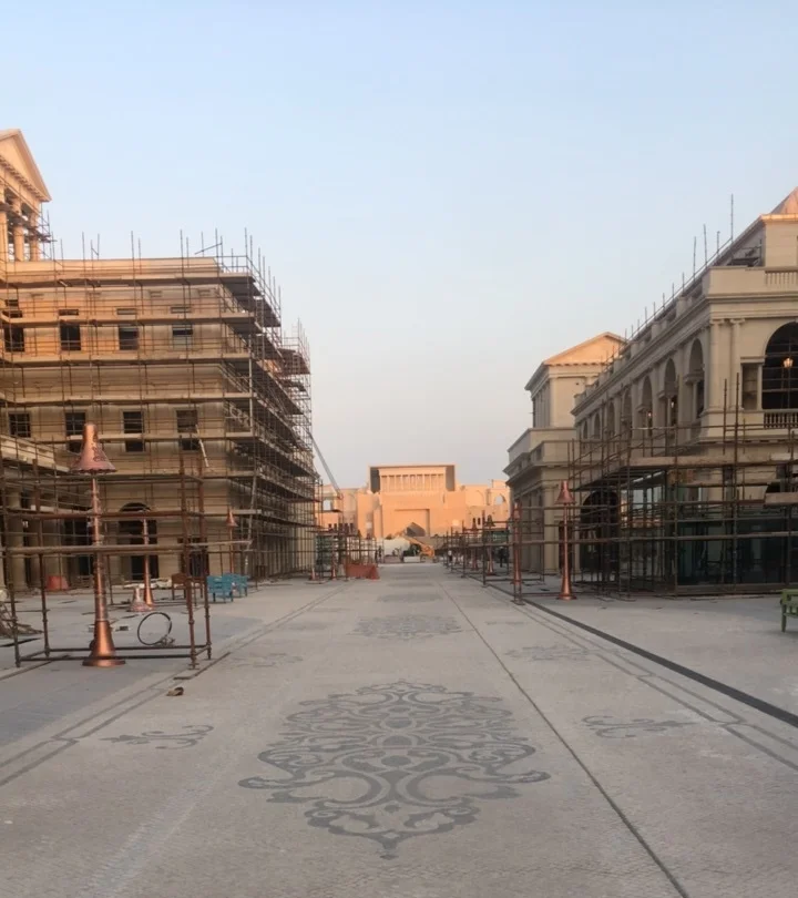 Katara Plaza site