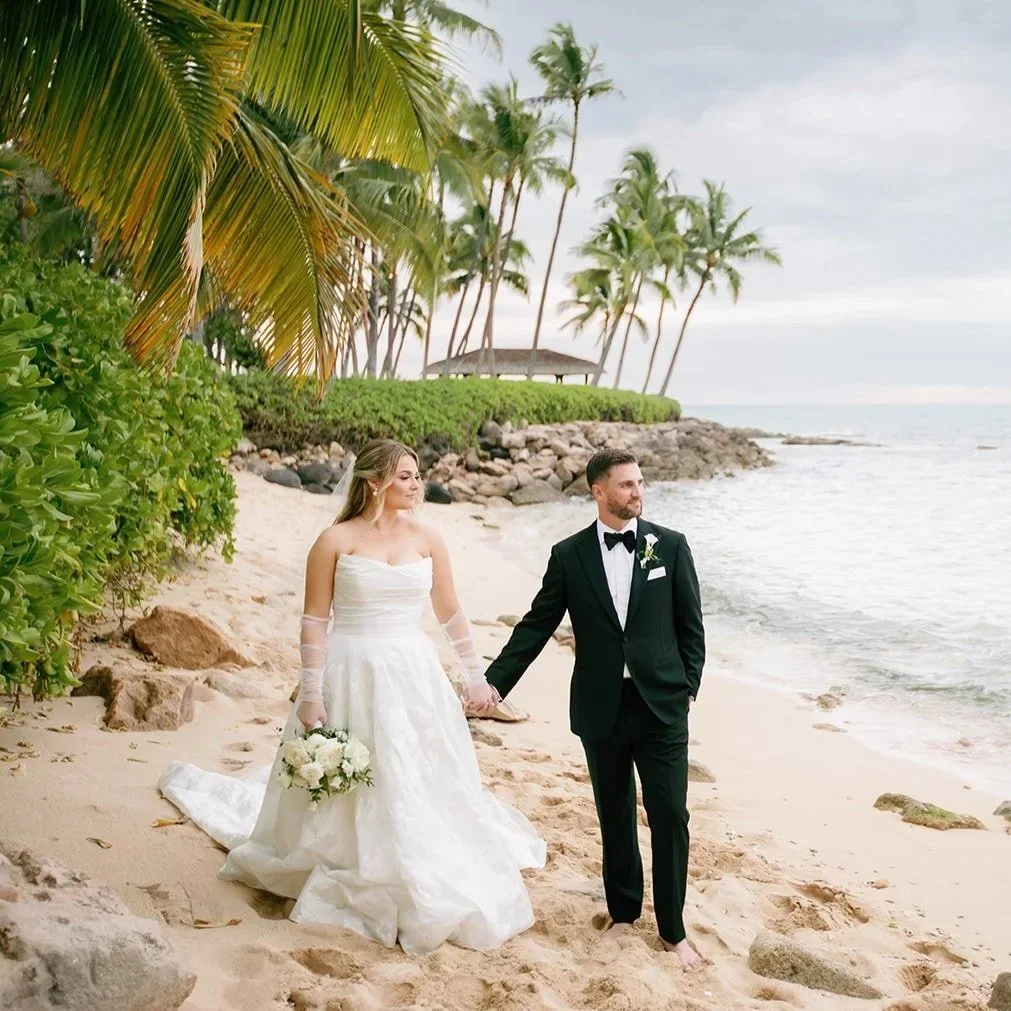 Mariah and Dan’s Lanikuhonua Wedding, A Thoughtful Oceanfront Celebration