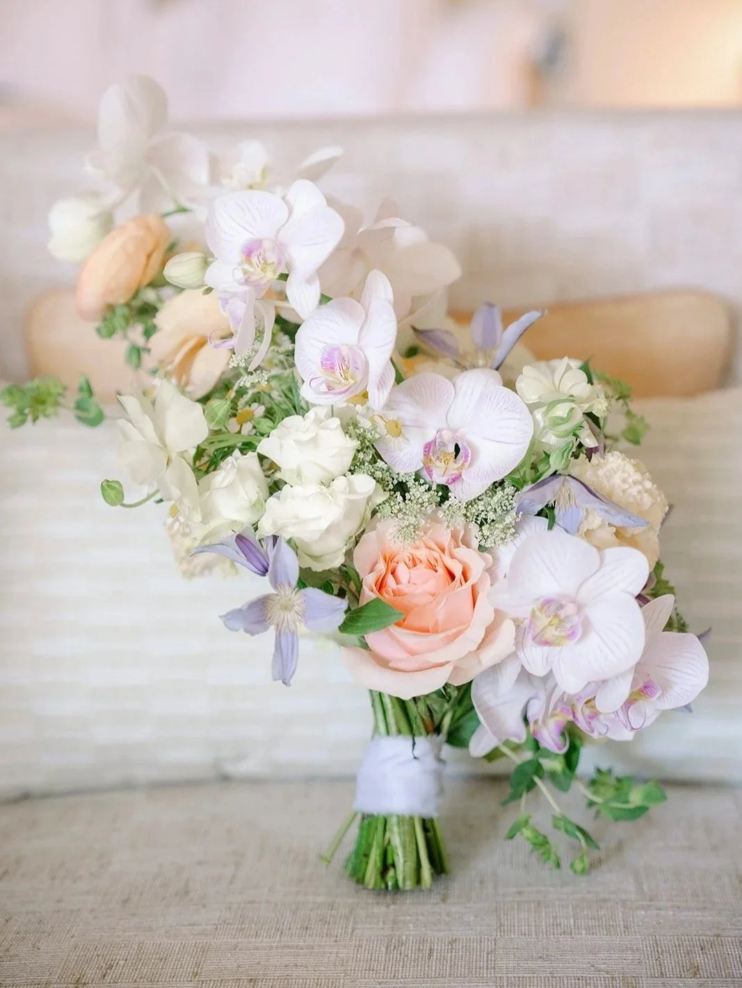 pastel bridal bouquet