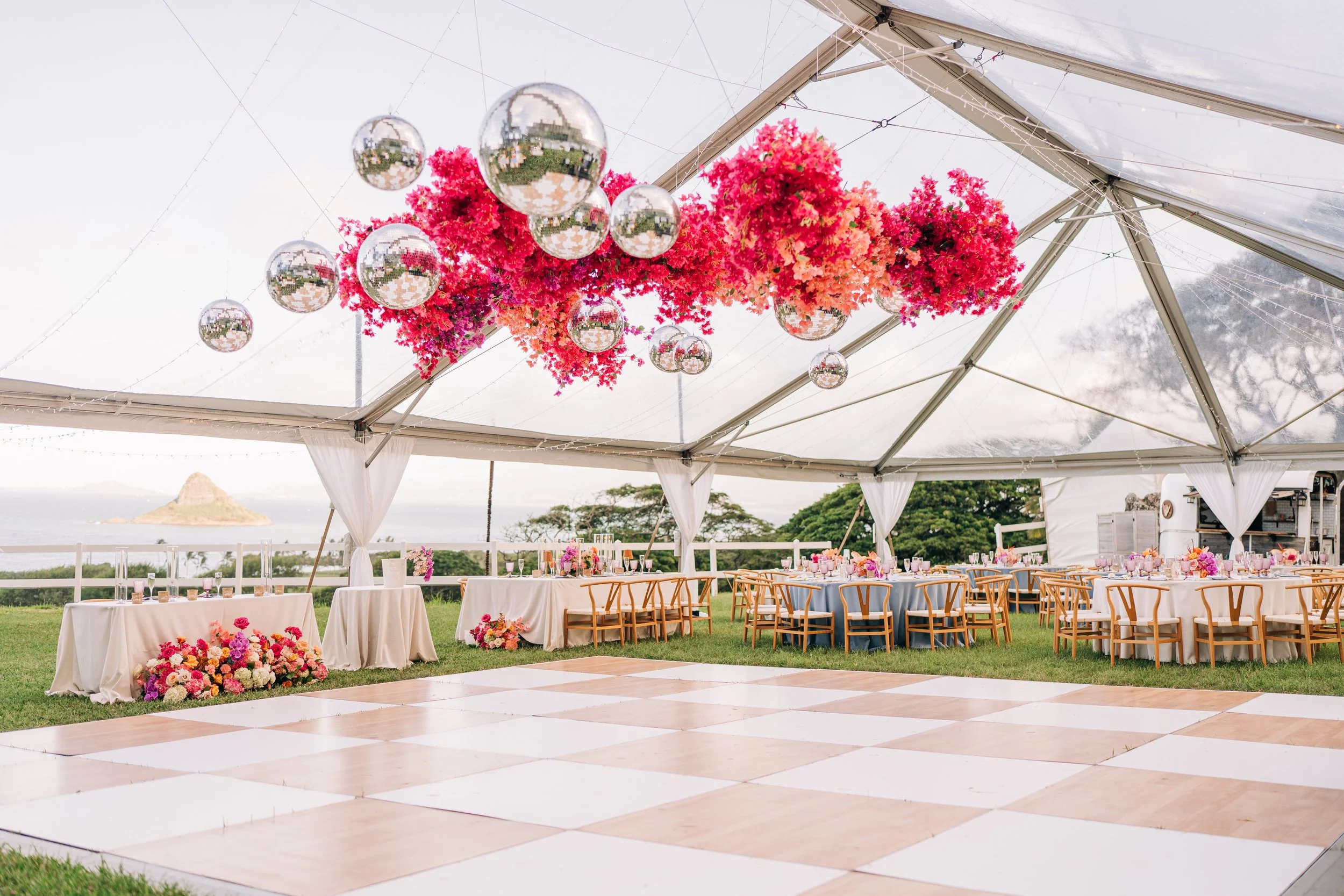 Dinner reception at Paliku Gardens