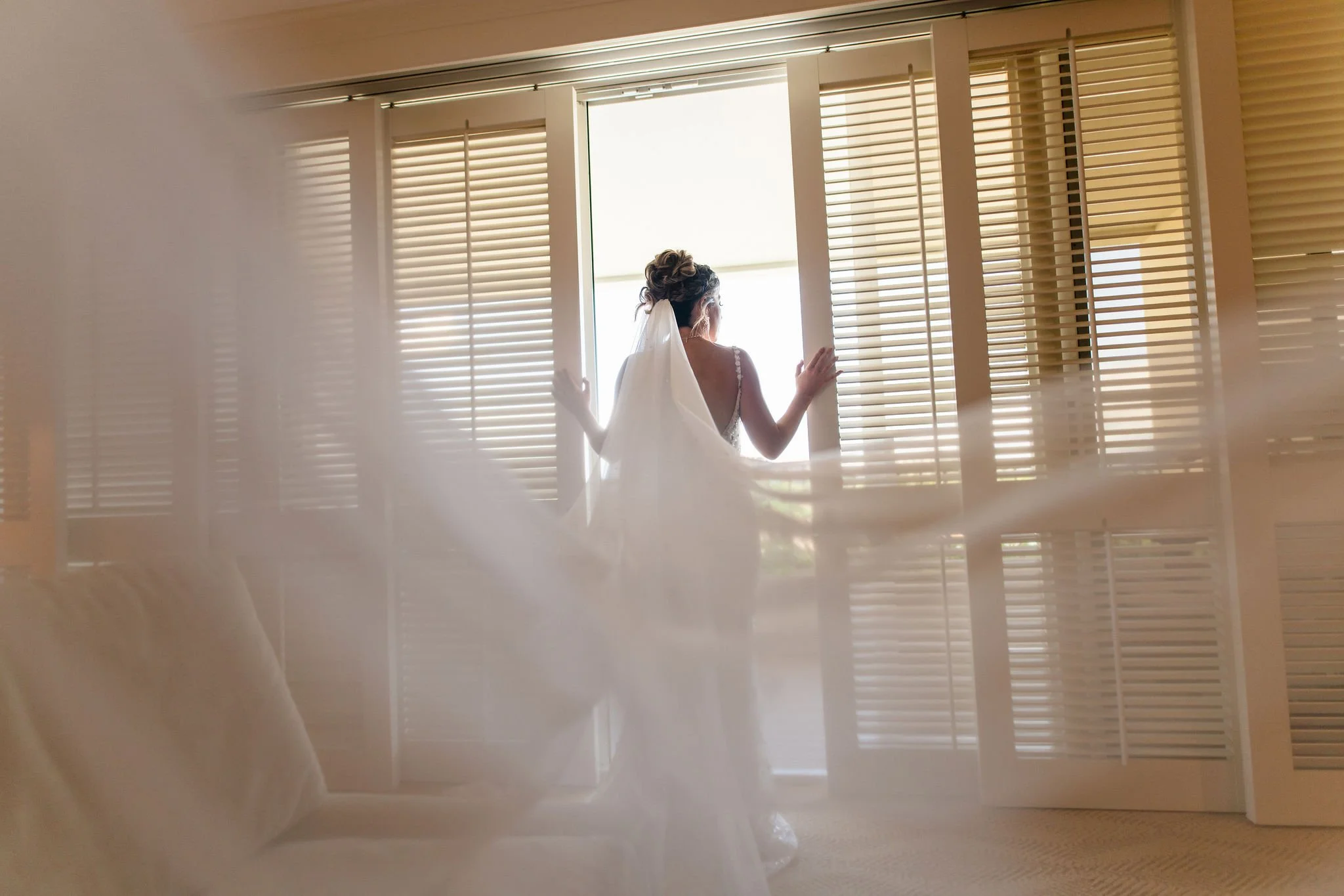 bride with long veil