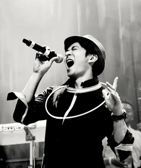 Huffington Post:  Pop Star Investor -- VC Turns Down 3 Record Deals to Help Save the World 