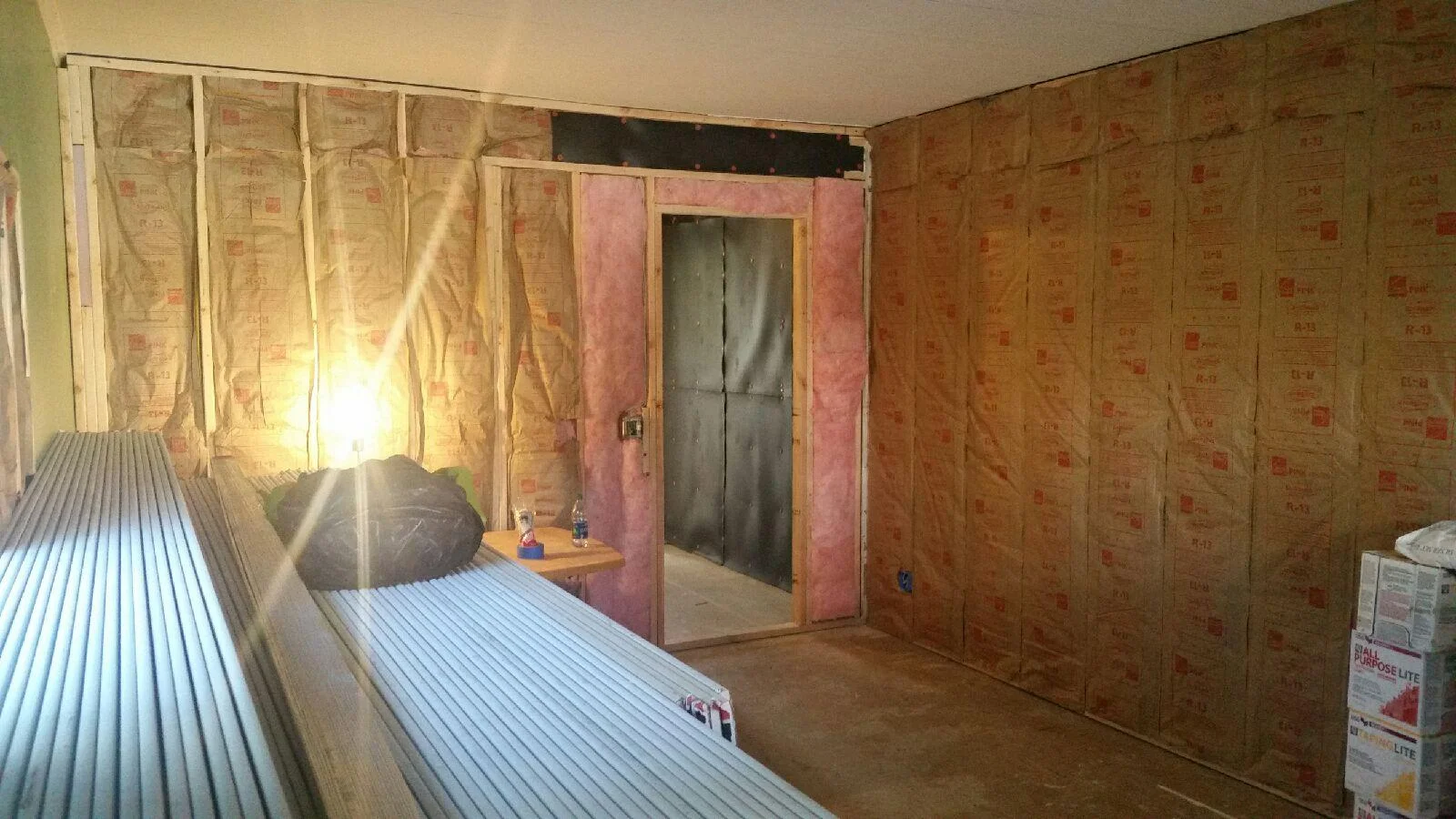 mix insulation 1.JPG