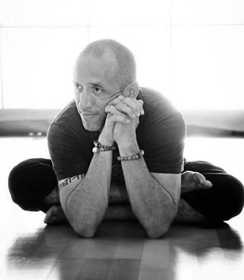 MY003_guru_JOHN.jpg