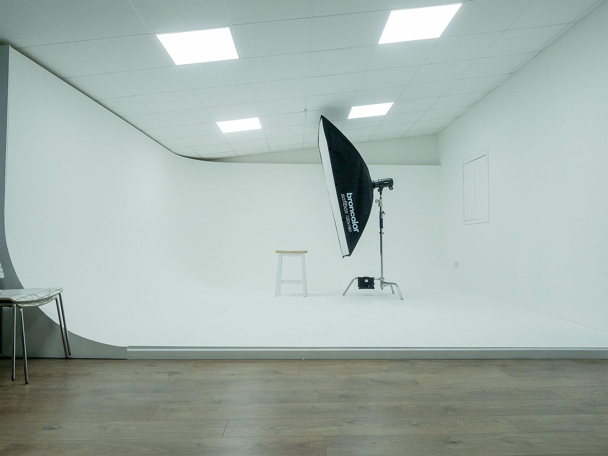 Heulwyn Roberts Photography  The Studio   Schedule a call  