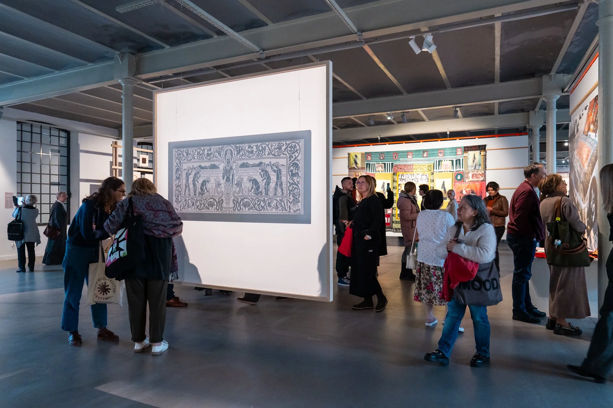18-international-triennial-textile-lodz_Kelly-jin-mei_11.jpg