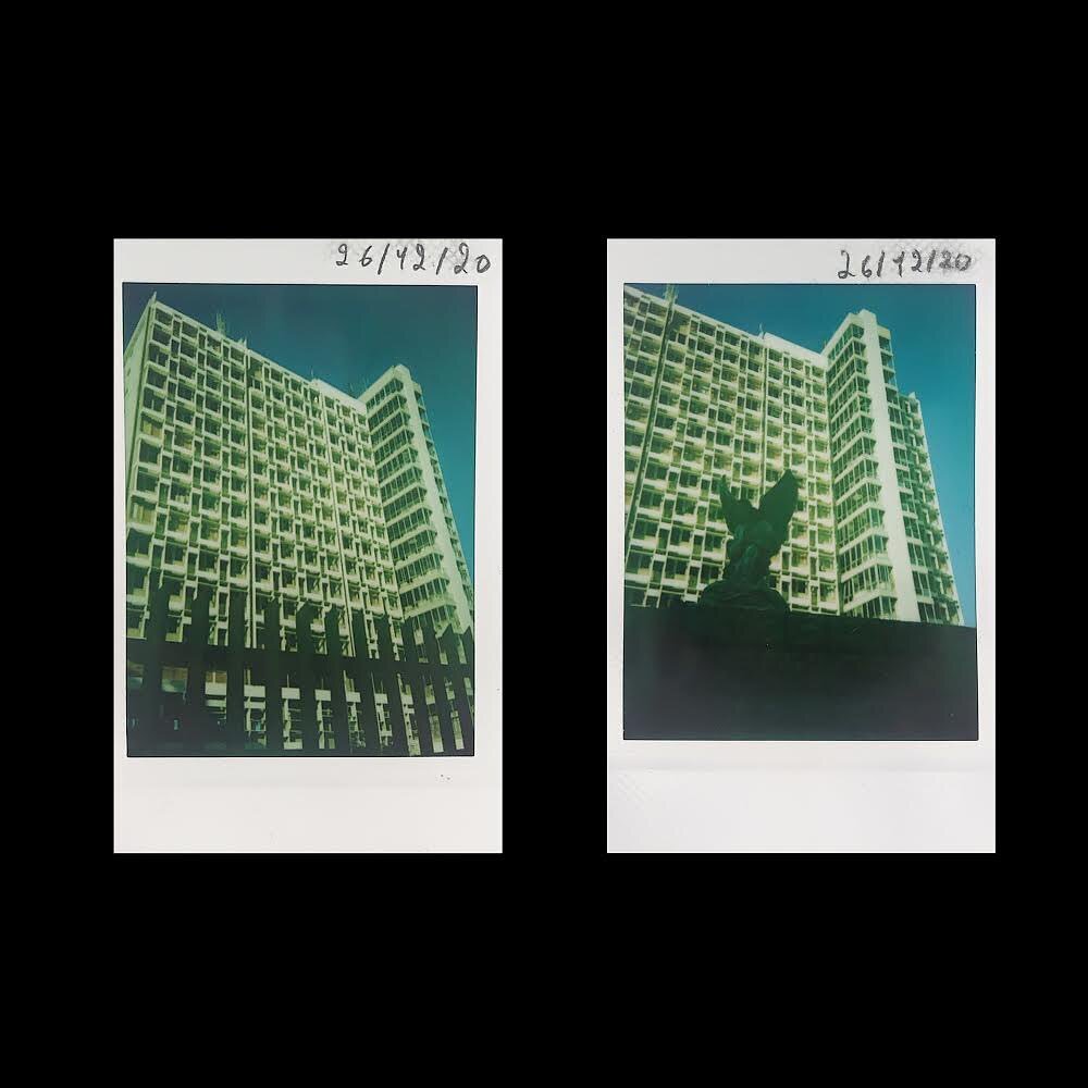 Angels and demons 
#beirut #beyrouth #lebanon #liban #august4 #beirutblast #urbanphotography #photography #city #instantphotography #polaroid #instax #myinstax #fujifilm #nostalgicarousel  #blue #yellow