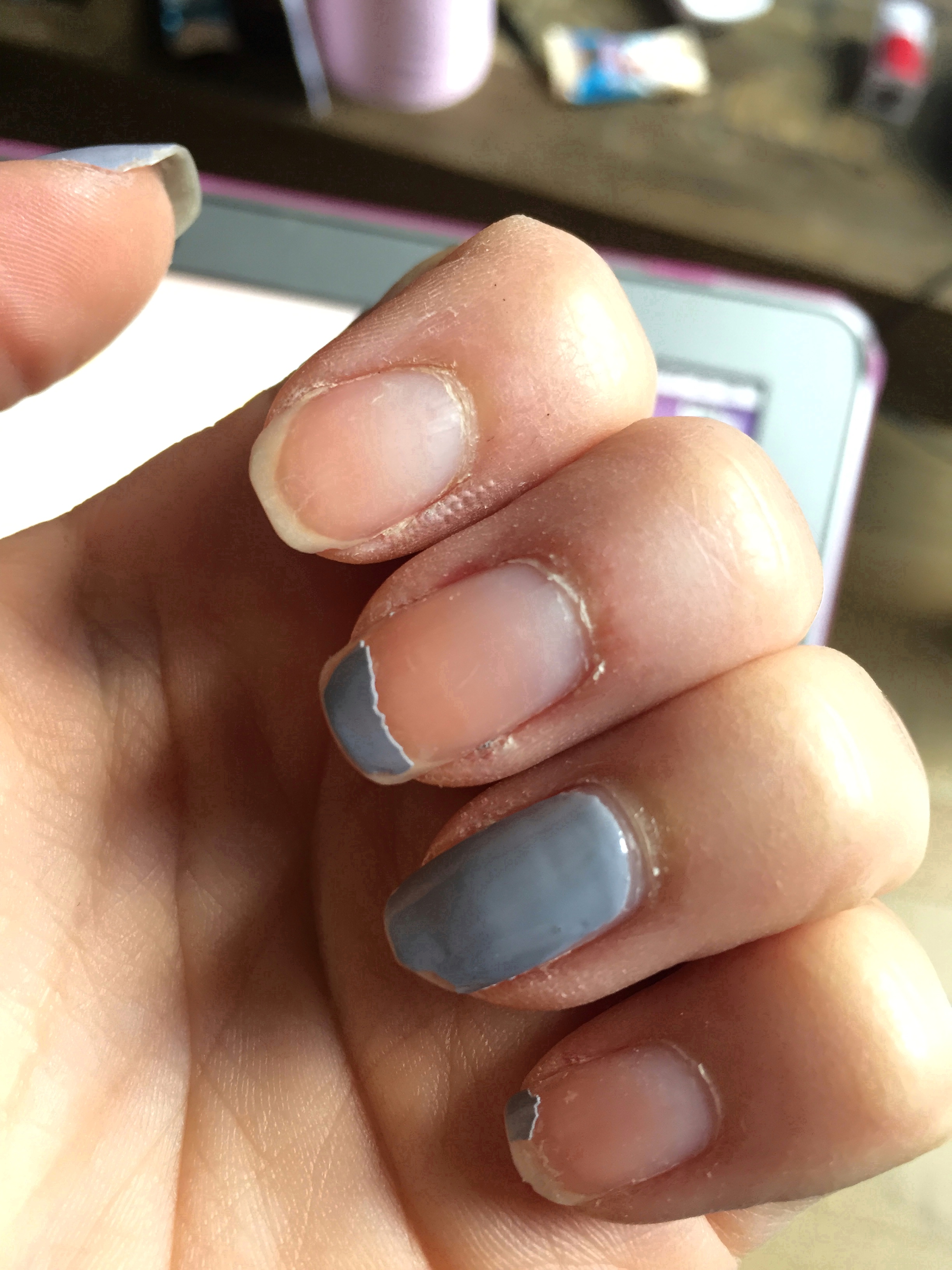 Du Semi Permanent Qui Nabîme Pas Les Ongles Emmanuelle Berne