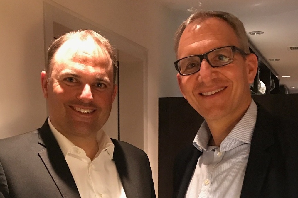 Nationalrat Marcel Dettling und Ortsparteipräsident Oliver Flühler anlässlich der Generalversammlung der SVP Freienbach vom 28. März 2019