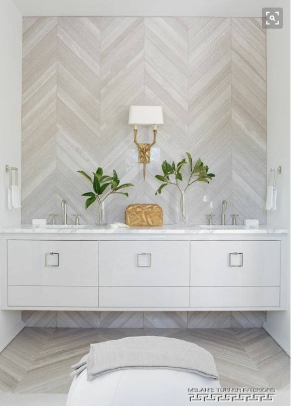 Bathroom by Melanie Turner Interiors melanieturnerinterior.com