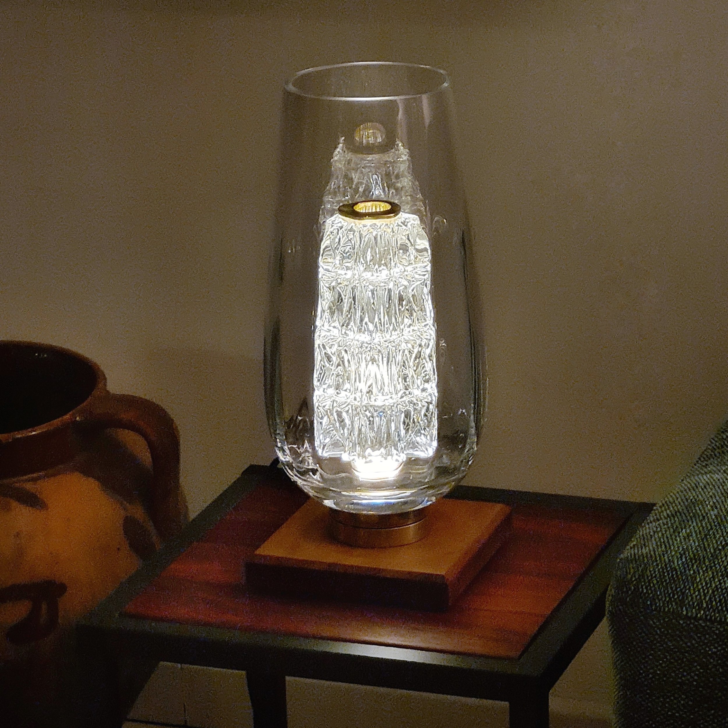 Modern handcrafted table lighting made in Belgium.jpg