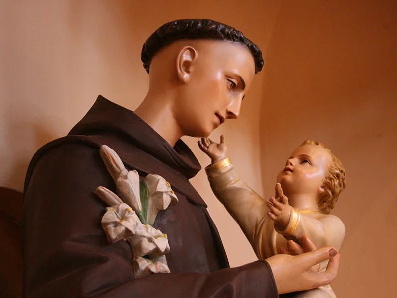 Statue 2.jpg