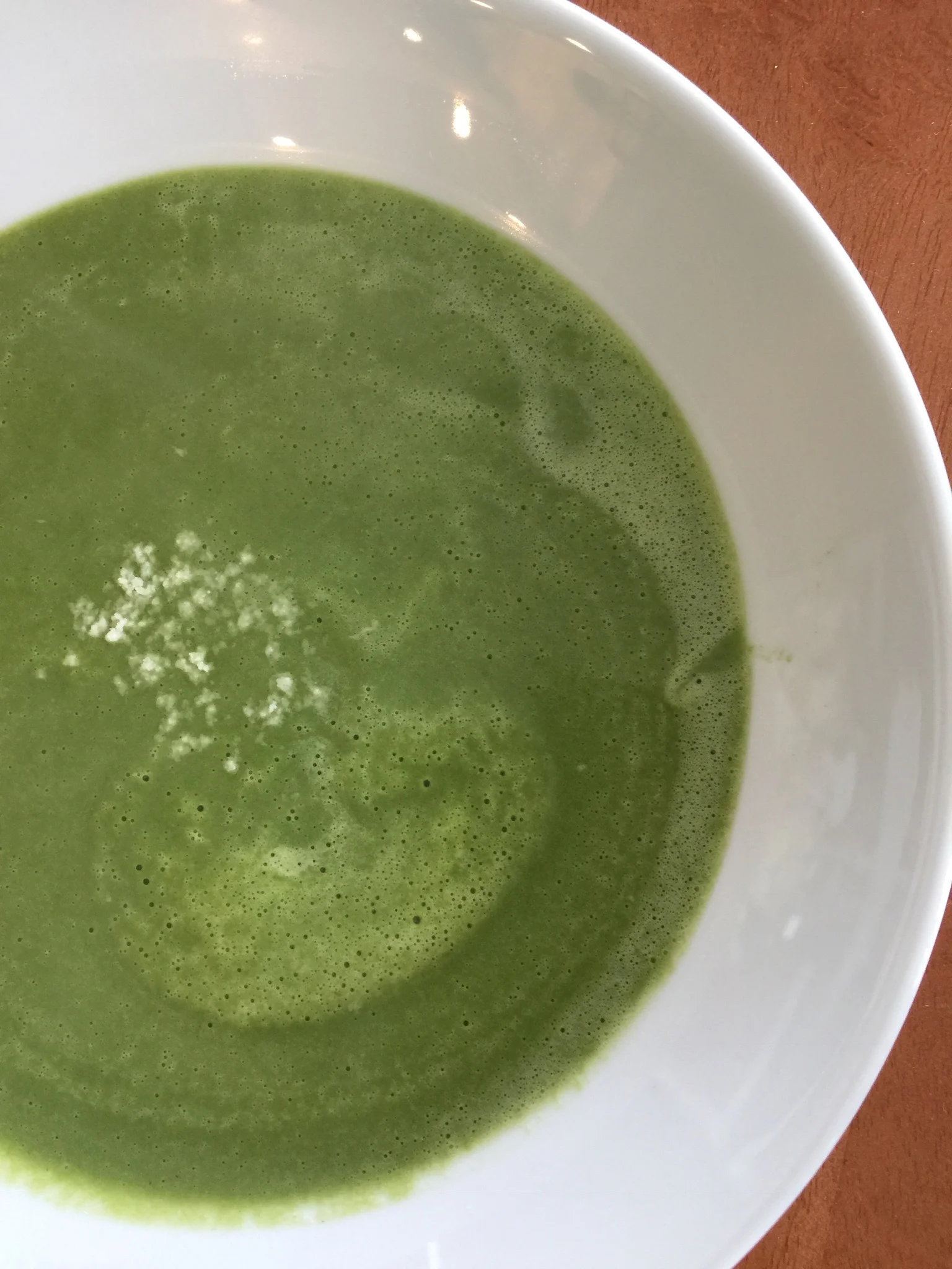 Creamy Spinach Soup with Lime
