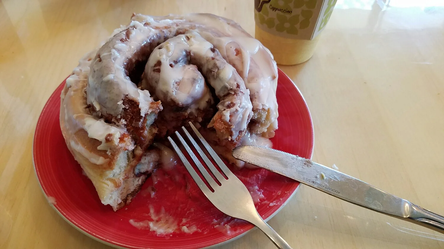 Had a cinnamon roll the size of my face :)