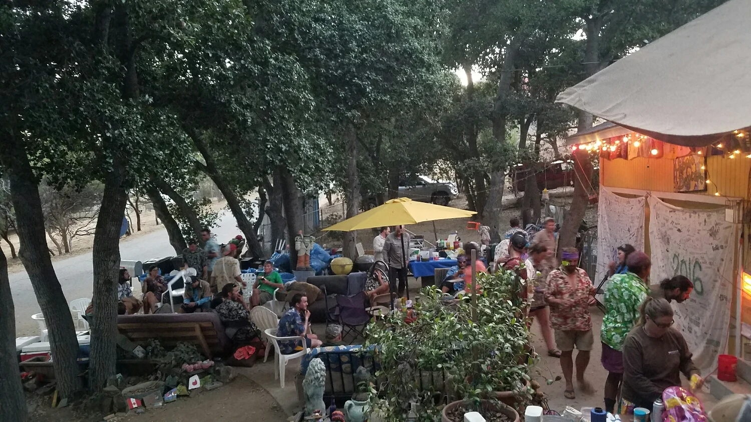 The Anderson's are famous for their Hawaiian shirts and taco salad dinner! Upon arrival everyone is given a hawaiian shirt so you have something to wear while you do laundry. Also this way the locals can all tell who the hikers are :)