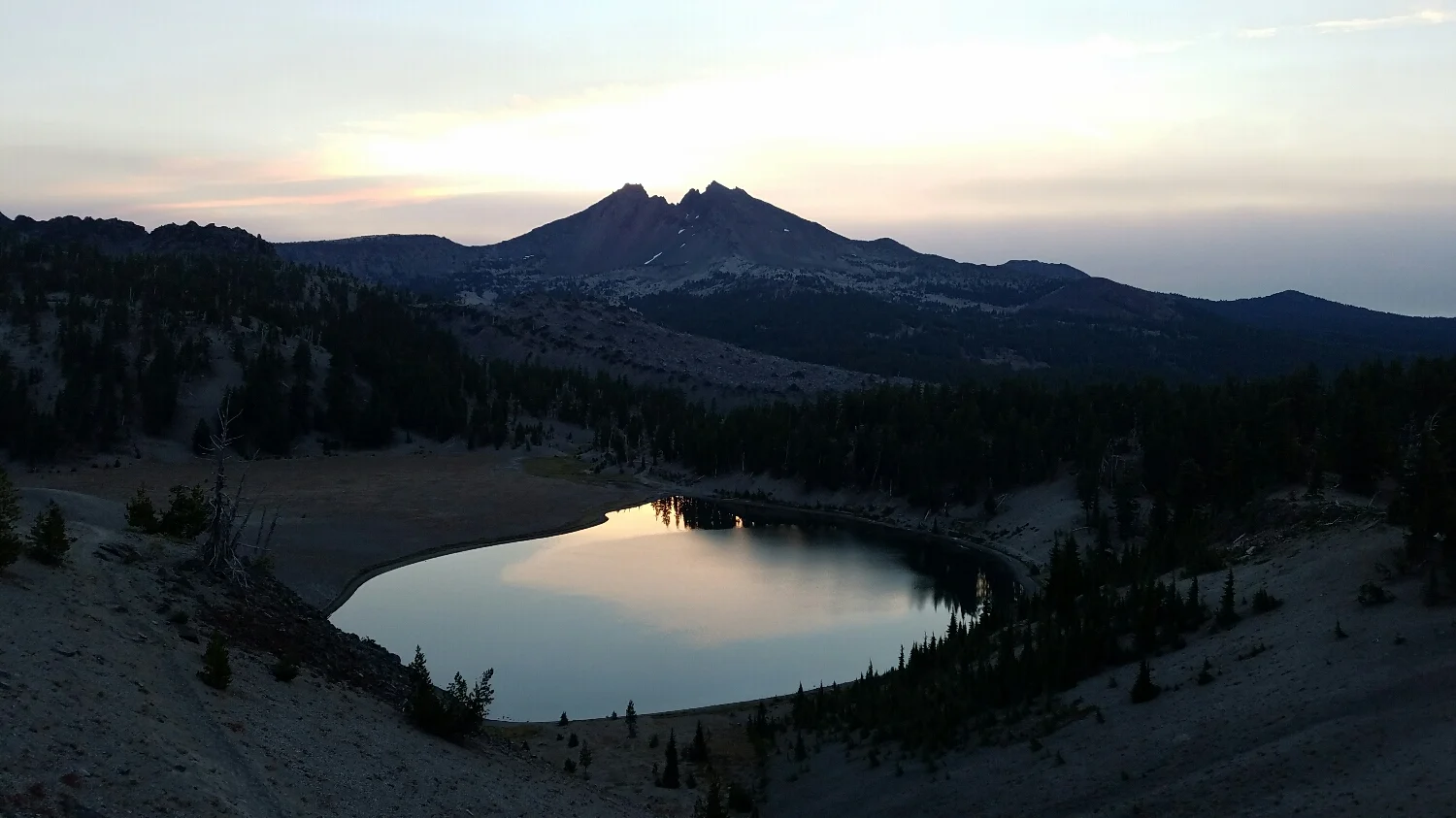 another view of Broken Top at dawn