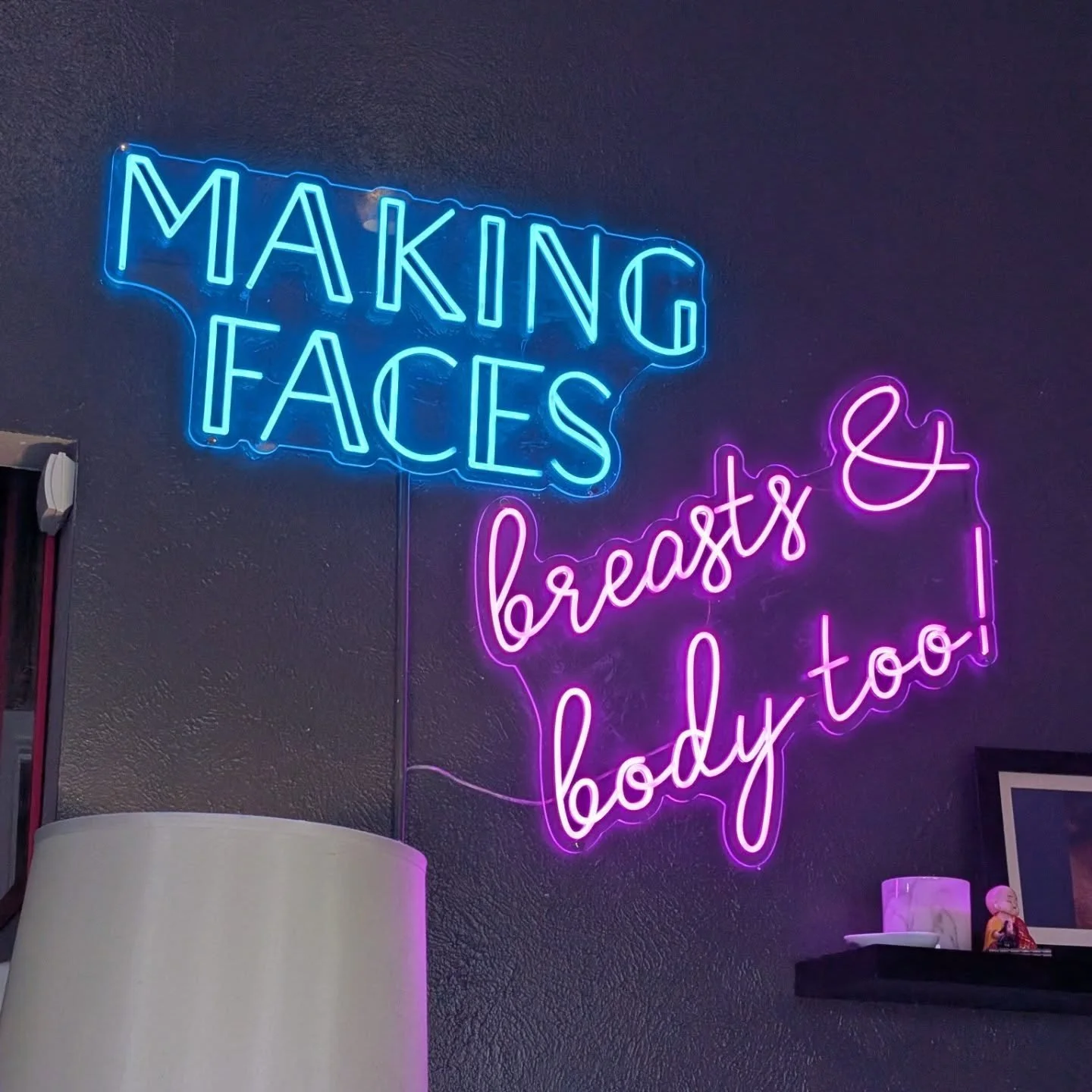 This week I'm outta the office...doing some training with @vickismakingfaces 🩷🩷🩷🩷

Today, I worked on my first &quot;client&quot; AKA Miss Breast Pad and practiced creating this 3D areola. Next up, my live models 🙌 😁