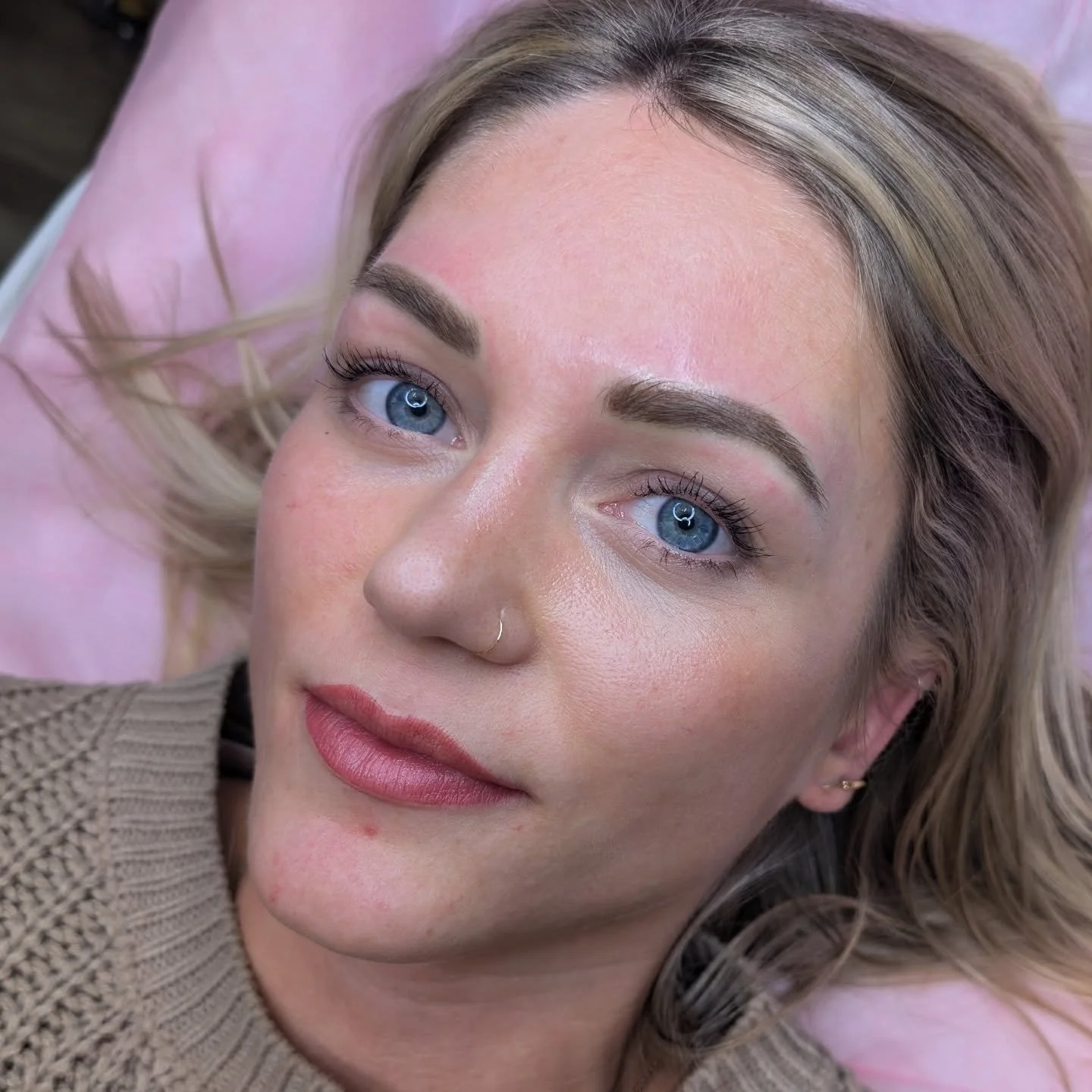 ✨Lip and Brows Colorboost for my homie✨ @campbellnicolemicroblading @campbell_murdock 

Thanks for always sitting like a champ! 
Book your next colorboost now www.krystlehartellc.com/booking 

#lipblush #lipblushtattoo #brows #browtat #powderbrows #m