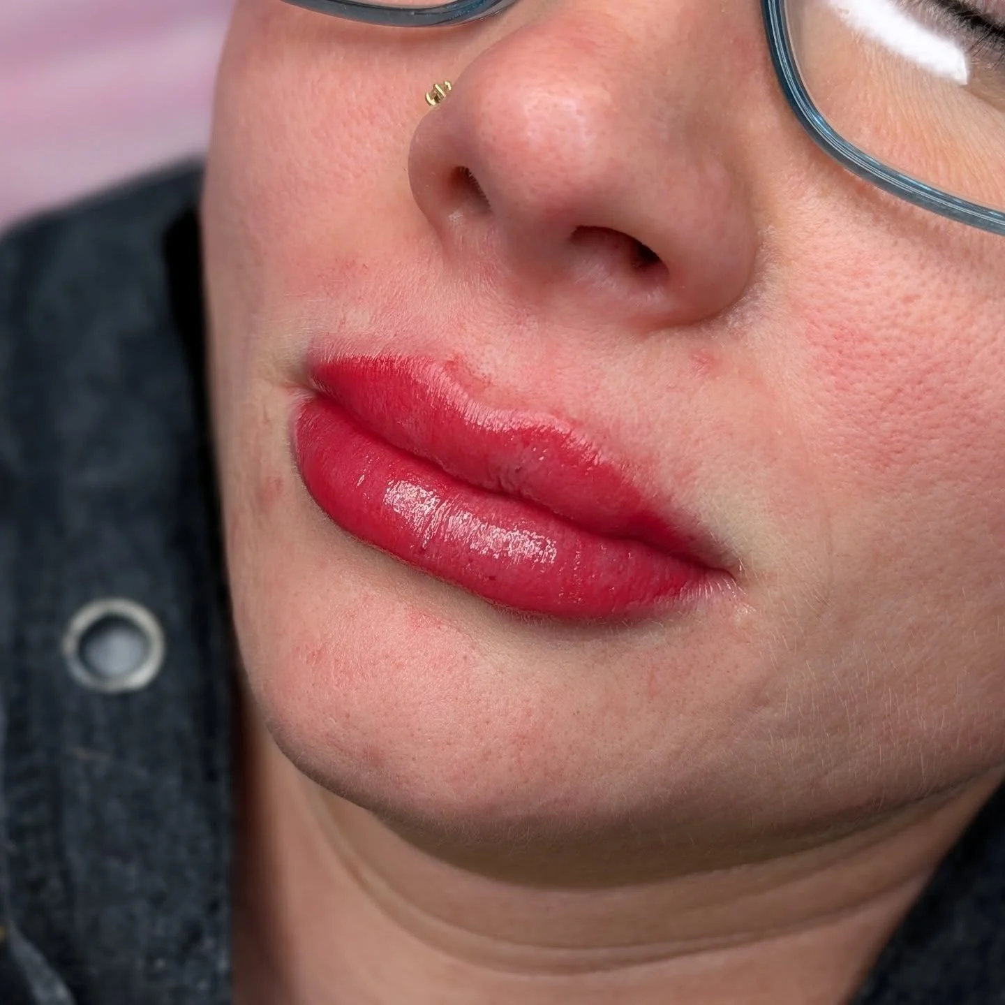 My gorgeous long time client in for a lip colorboost 😘💋

Link in bio🤘🏼

#lips💄 #lipblush #liptattoo #lipcolor