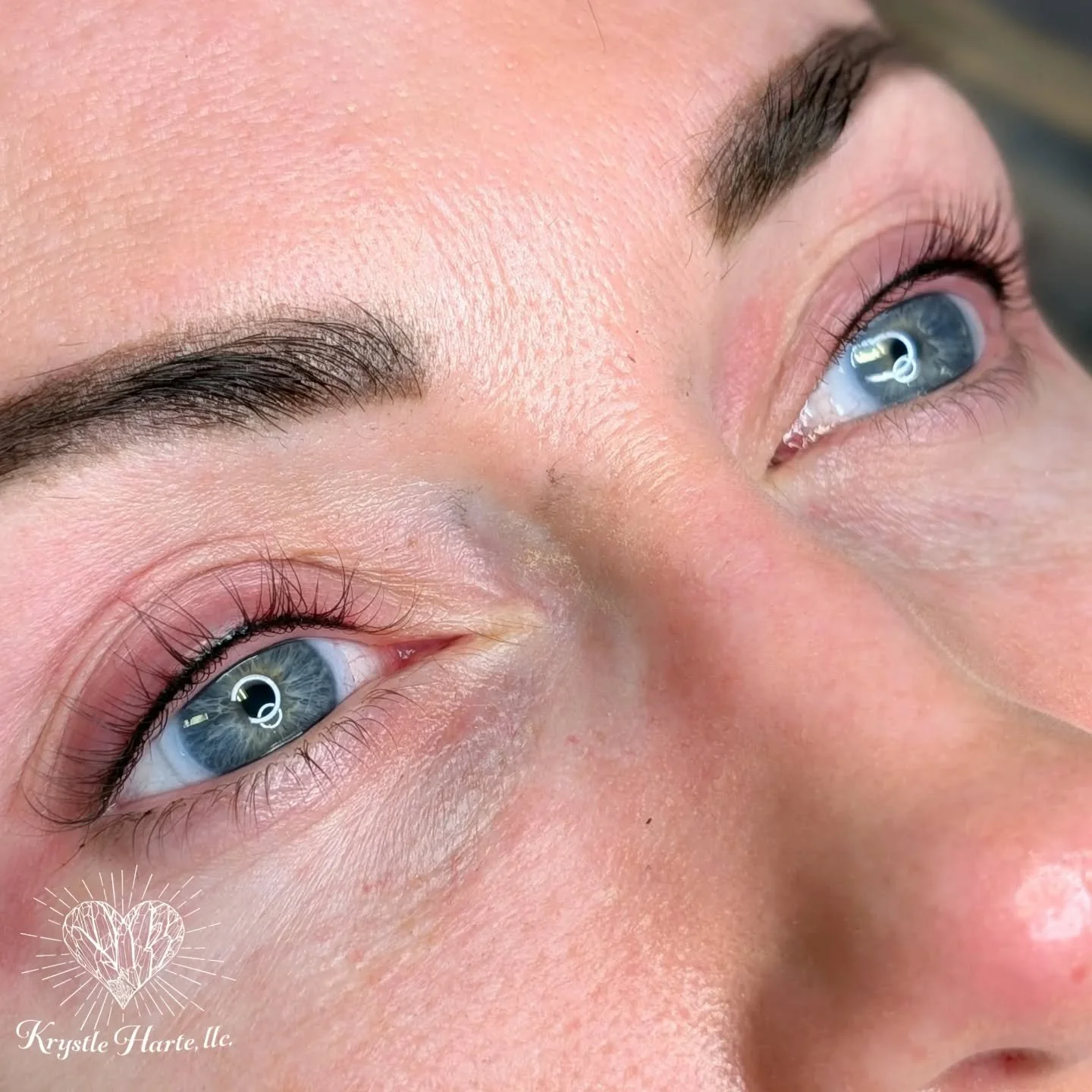 Pretty little eyelash enhancement ✨ 

Link in bio: www.krystlehartellc.com

#eyeliner #tattooedeyeliner #eyelashenhancer  #eyelashes