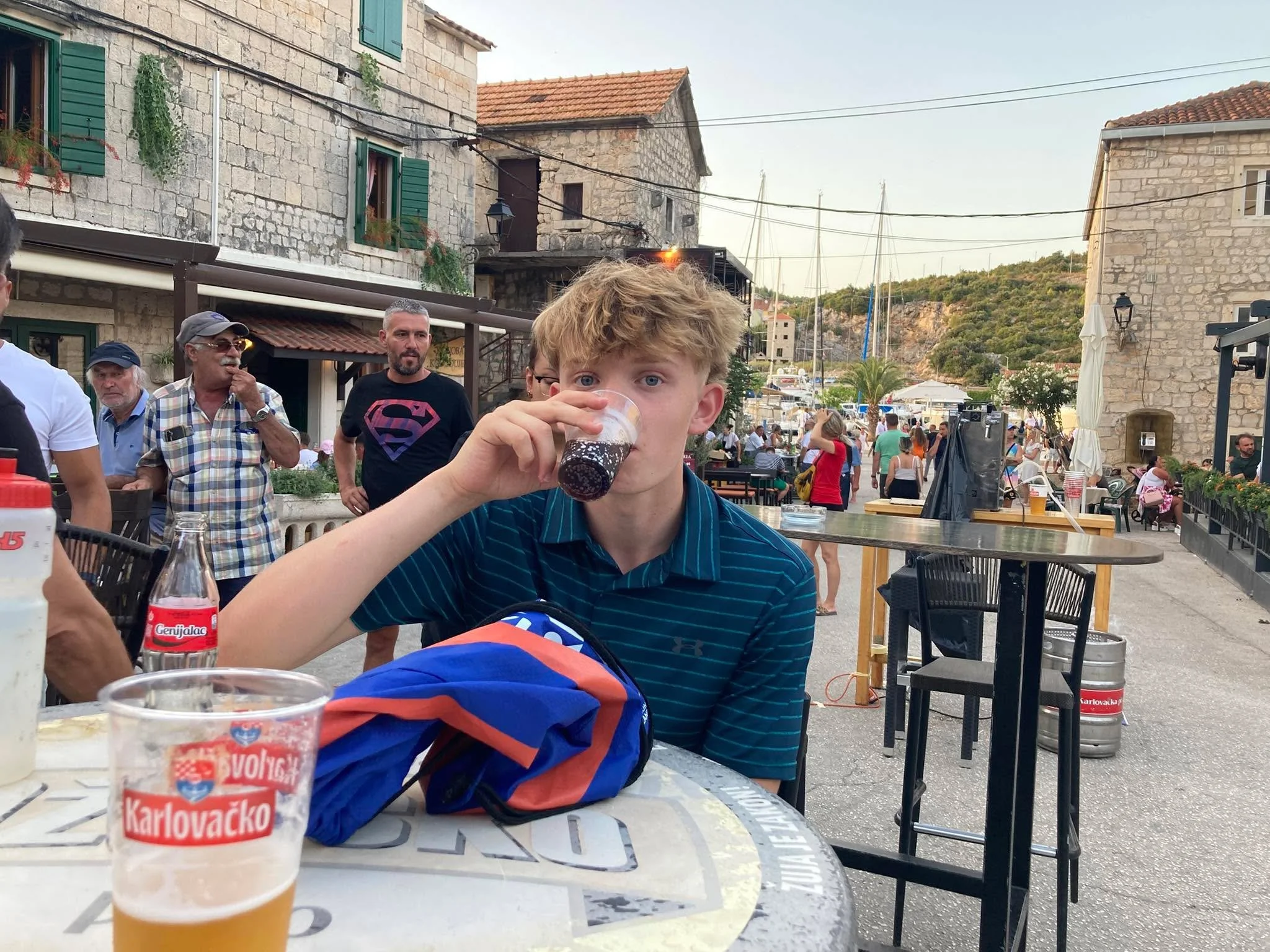 Lads are out in town 🤪